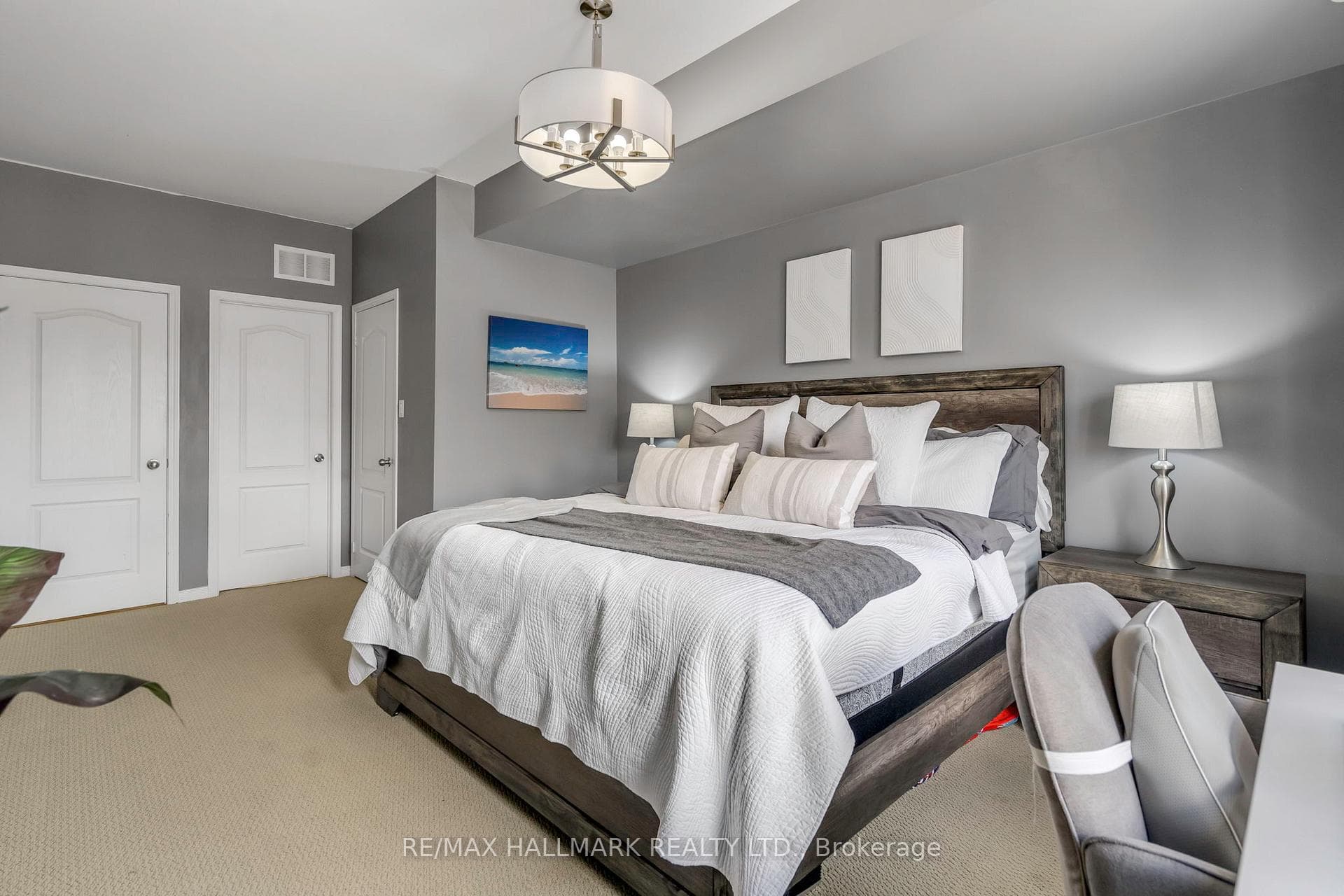 76 Lovegrove Lane photo 20
