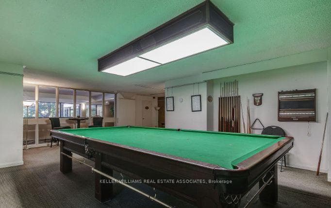 1400 Dixie Road Unit 915 photo 18