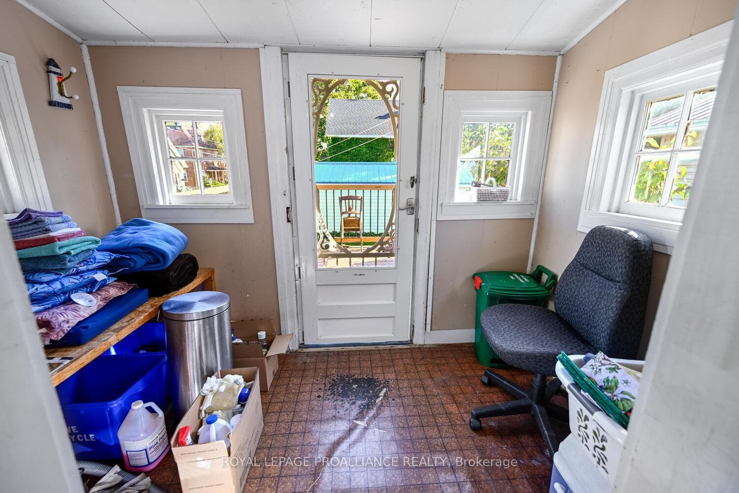 187 James Street photo 13