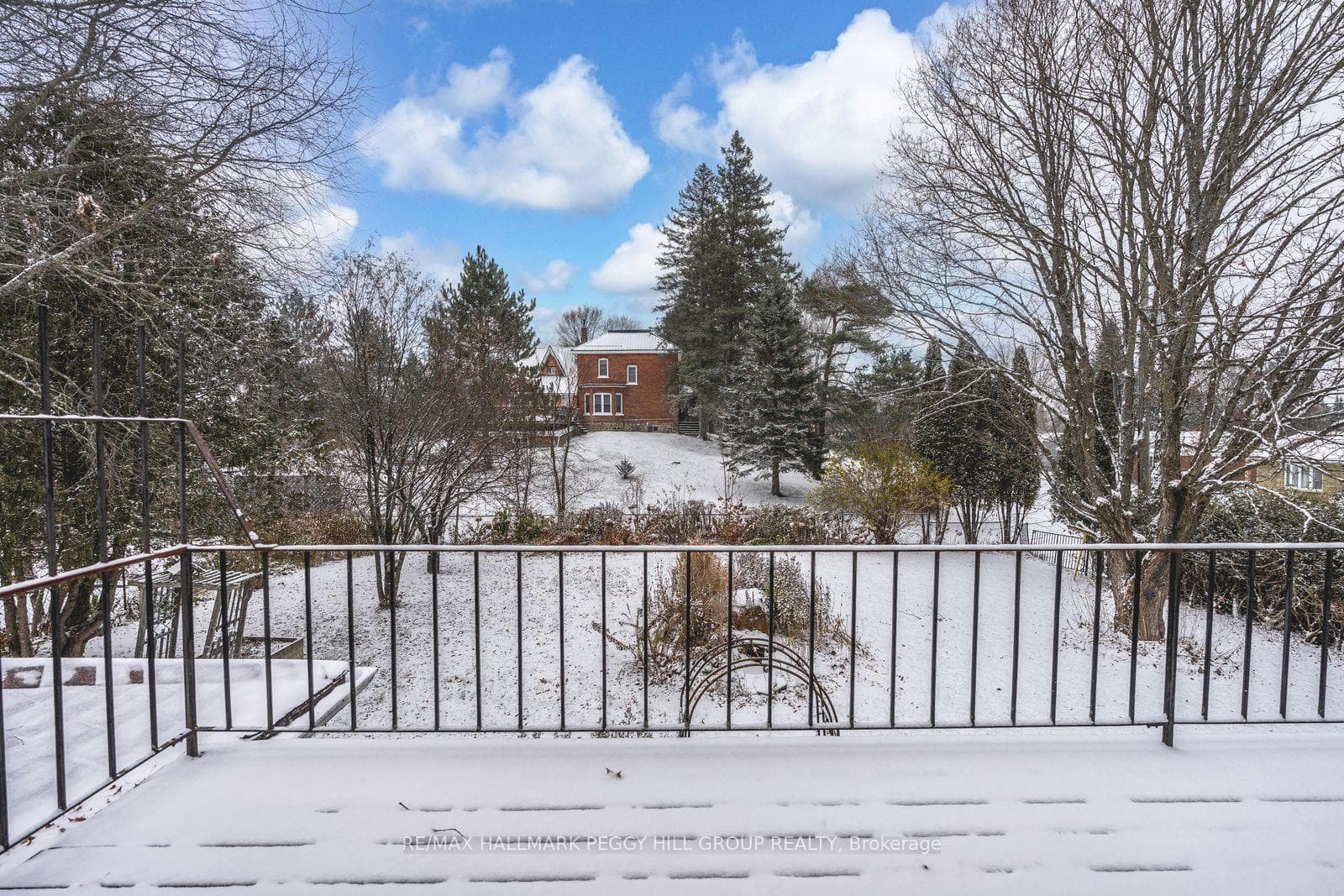 156 Centre Street photo 13