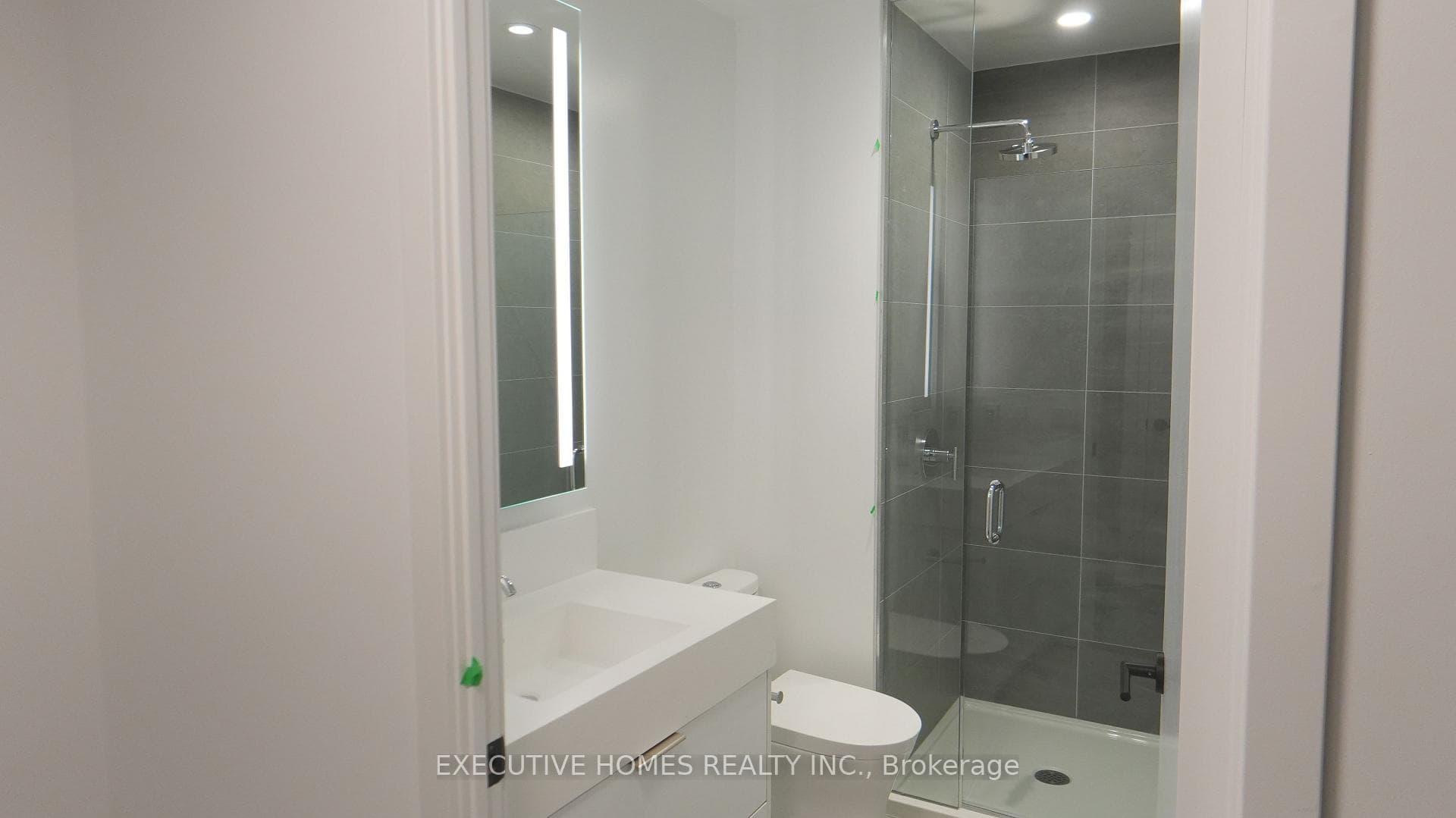 308 Jarvis Street Unit 618 photo 9