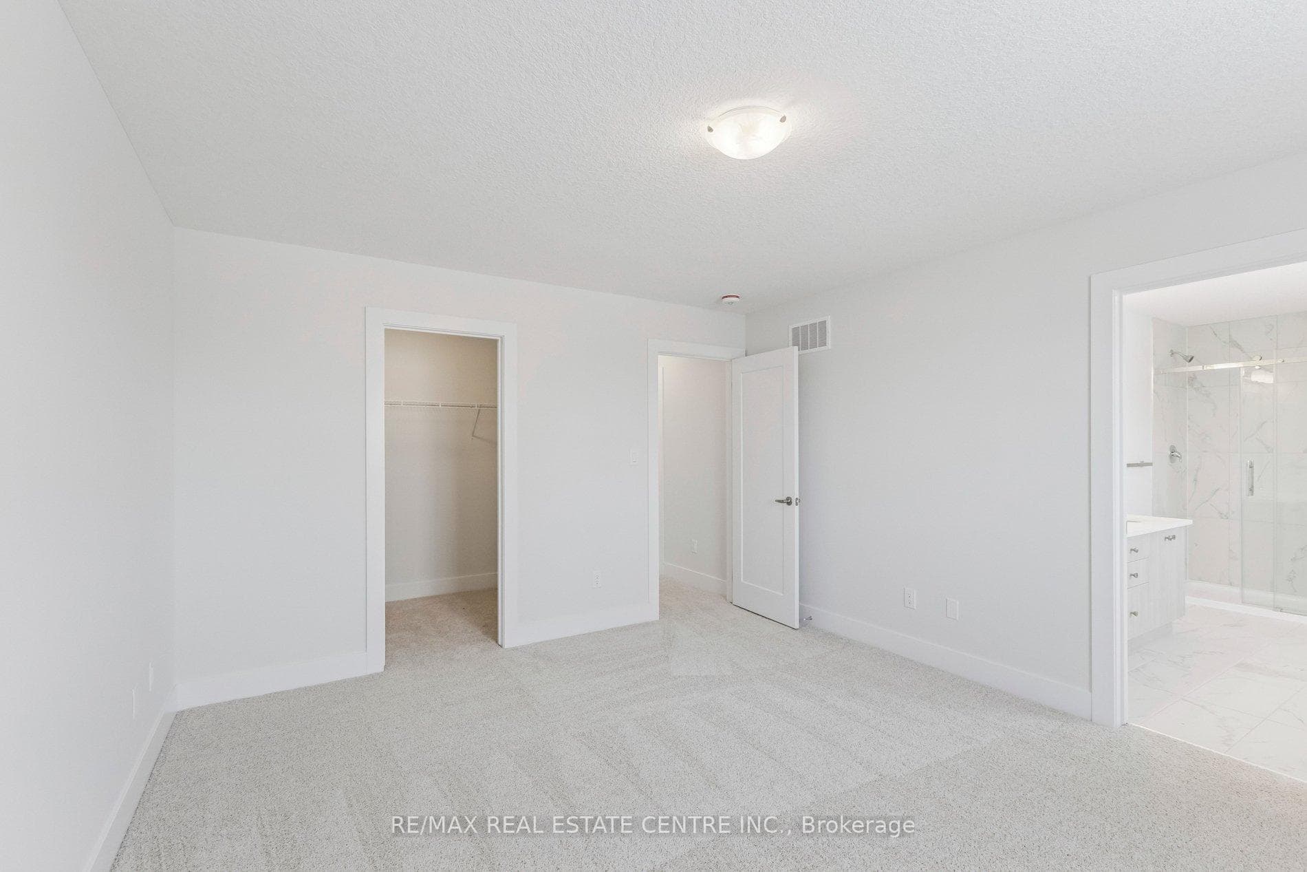 123 Maple Street photo 29