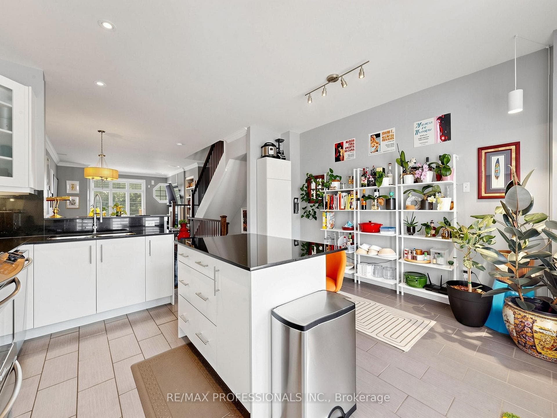 Main Floor - Kitchen