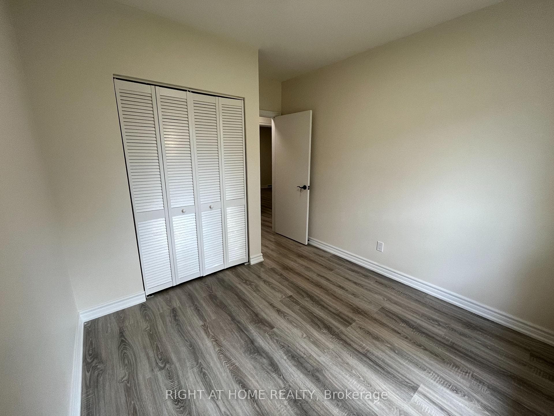 7 Terrington Court photo 11