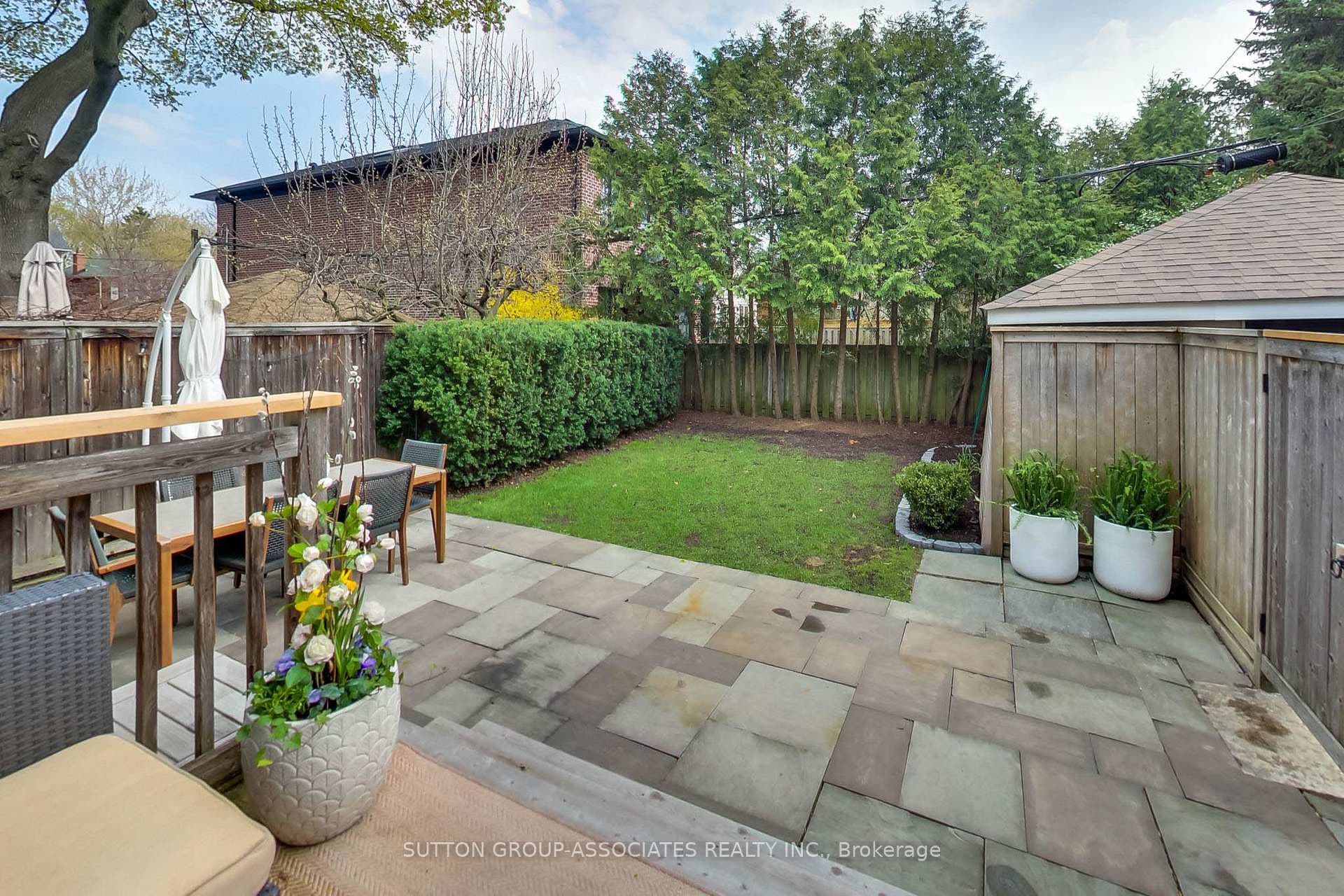 29 Anderson Avenue photo 49