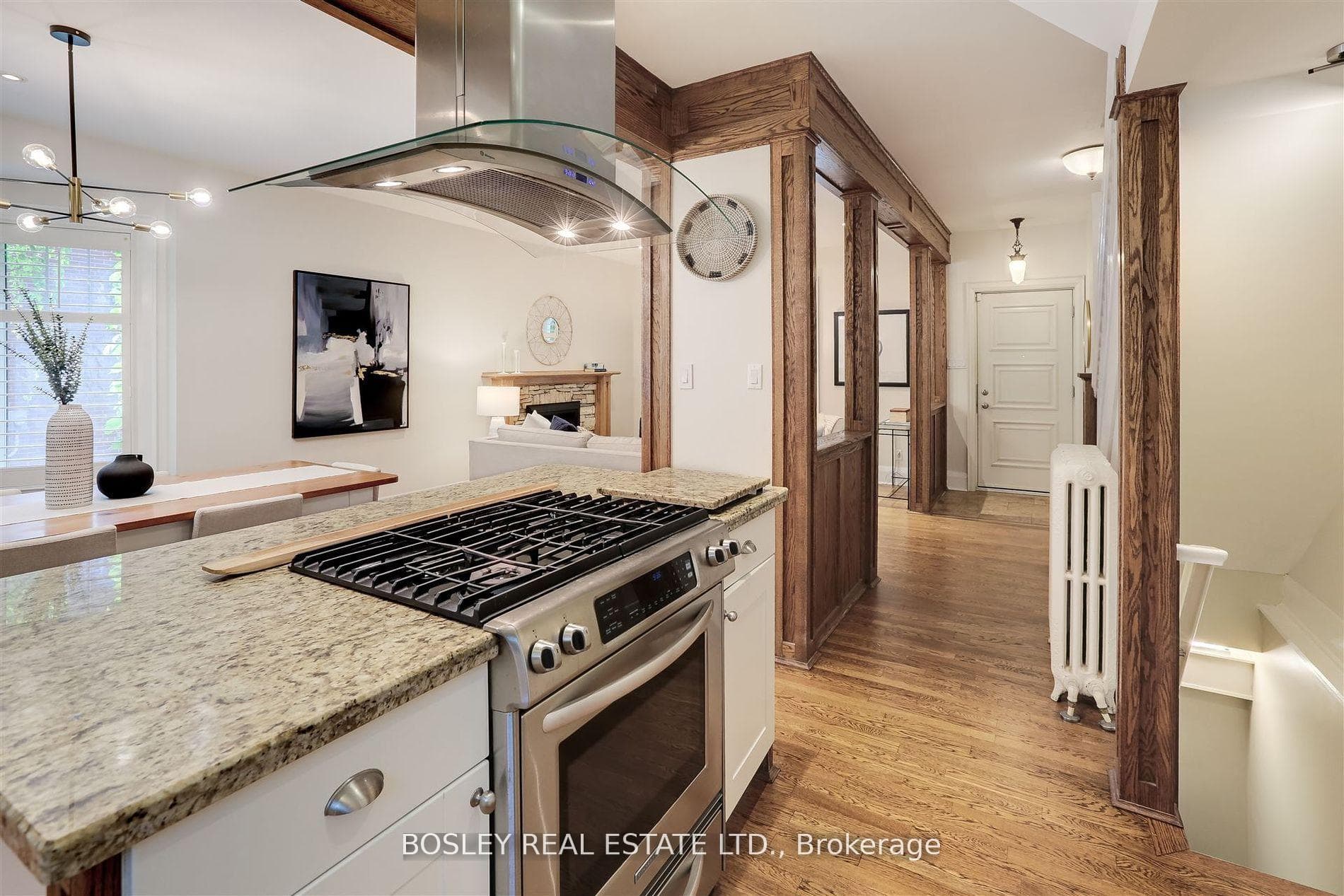 335 Woodbine Avenue photo 8
