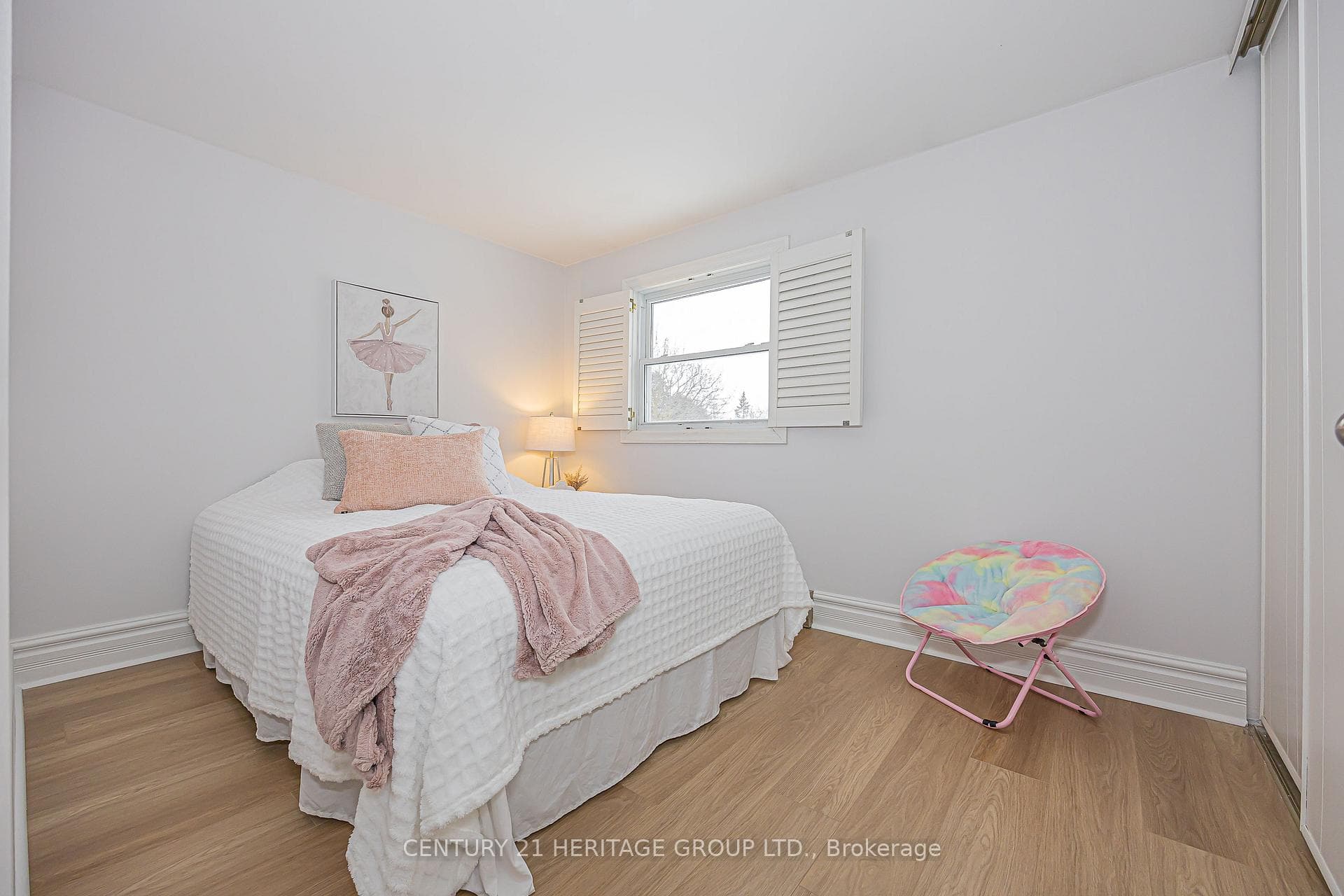 503 Sandford Street photo 14
