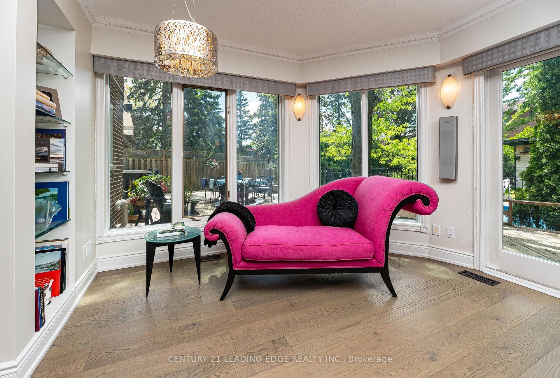 20 Solway Court photo 11