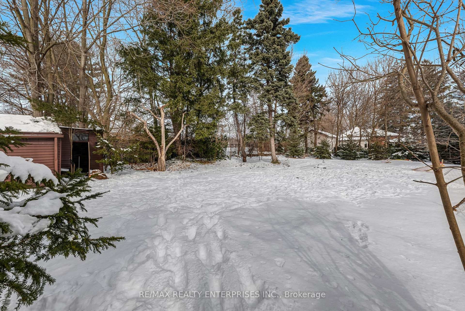 1227 Argreen Road photo 20