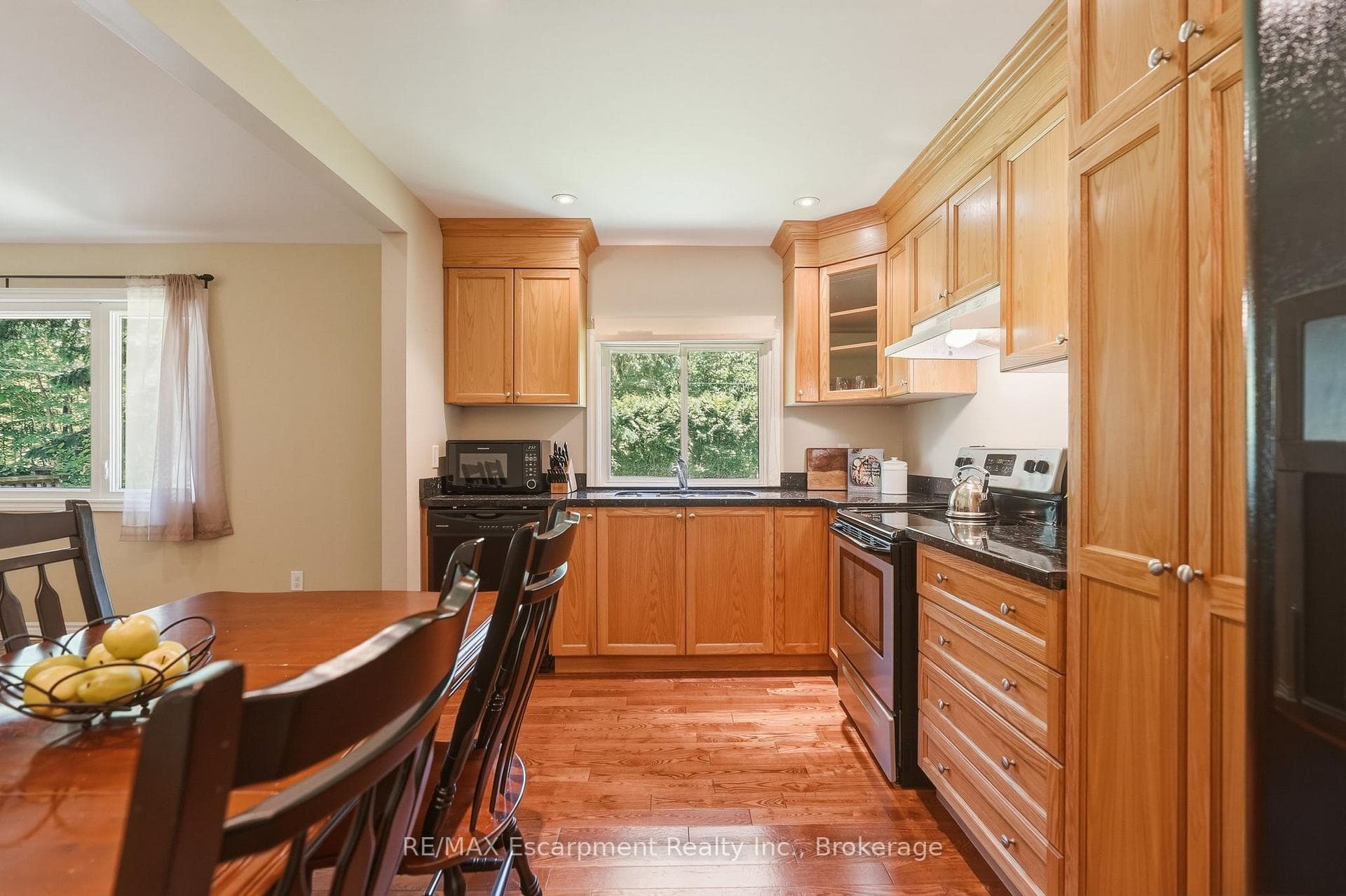 16 Hiawatha Road photo 22