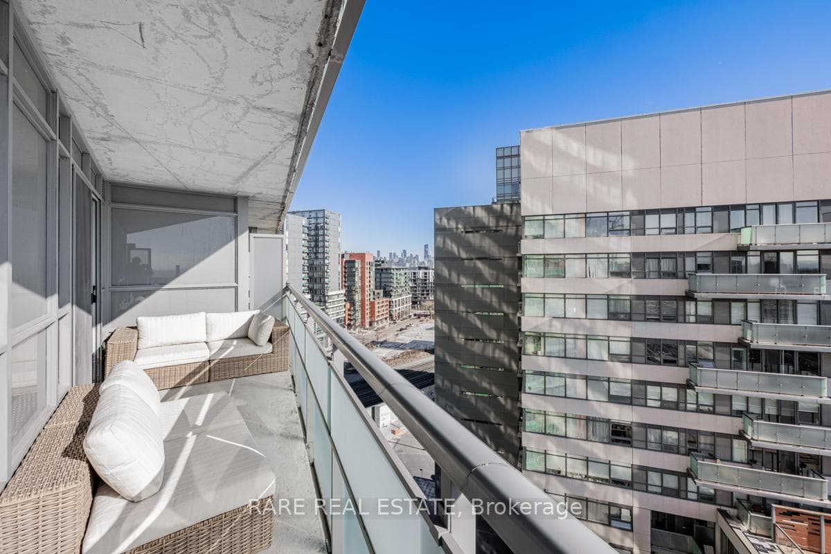 38 Joe Shuster Way Unit 1304 photo 26