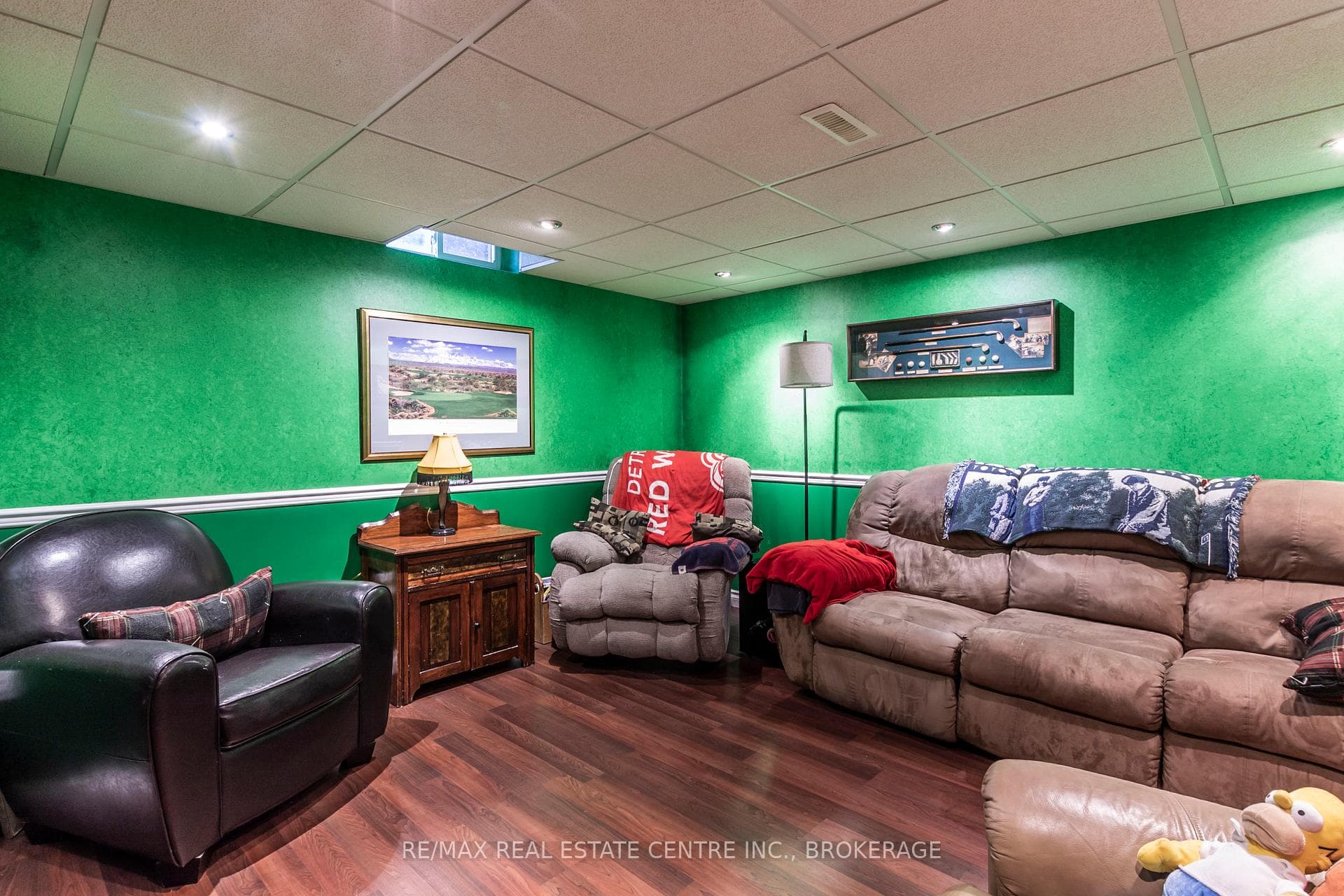 8 Tassie Lane photo 3
