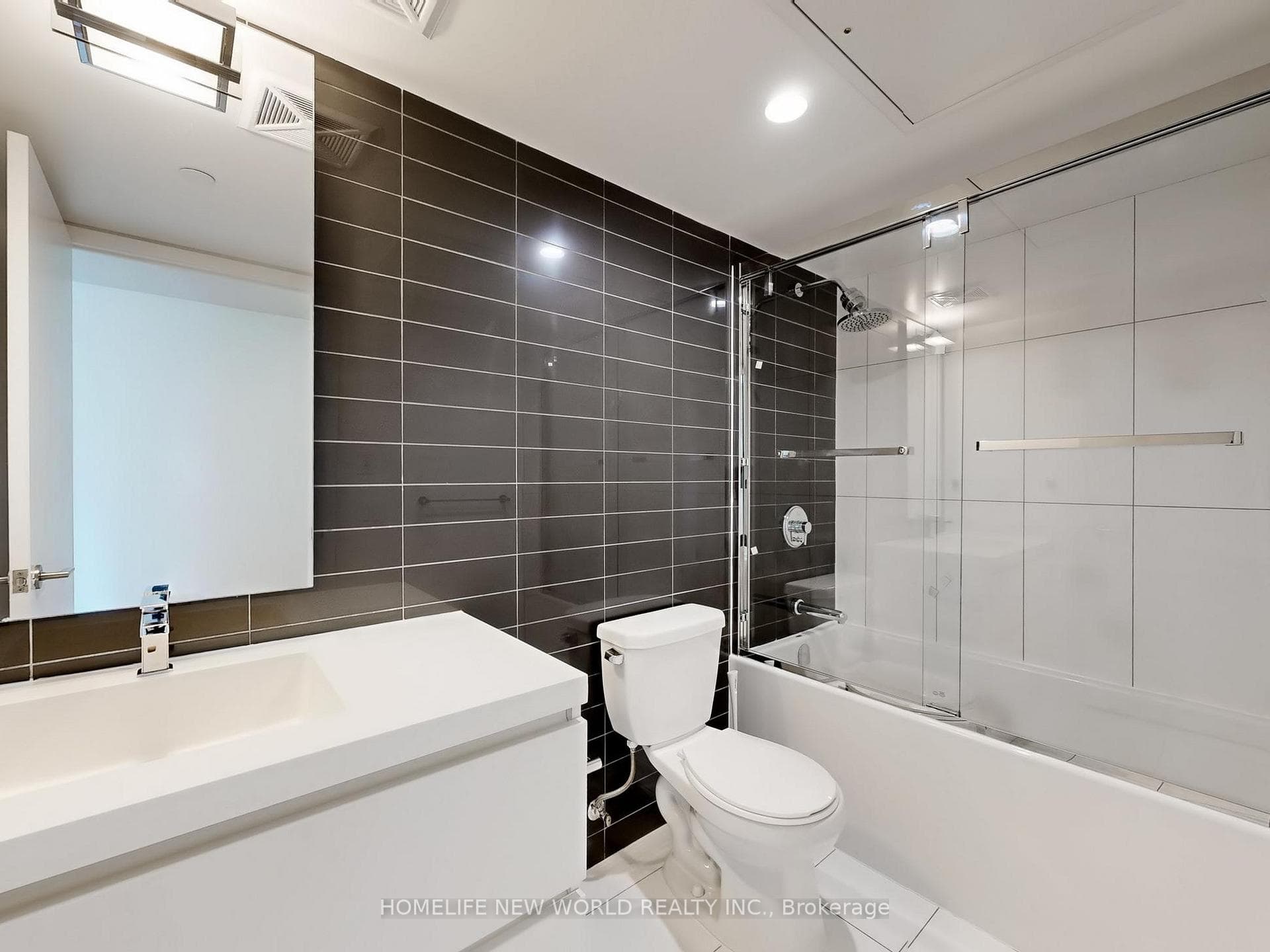 75 Queens Wharf Road Unit 603 photo 24