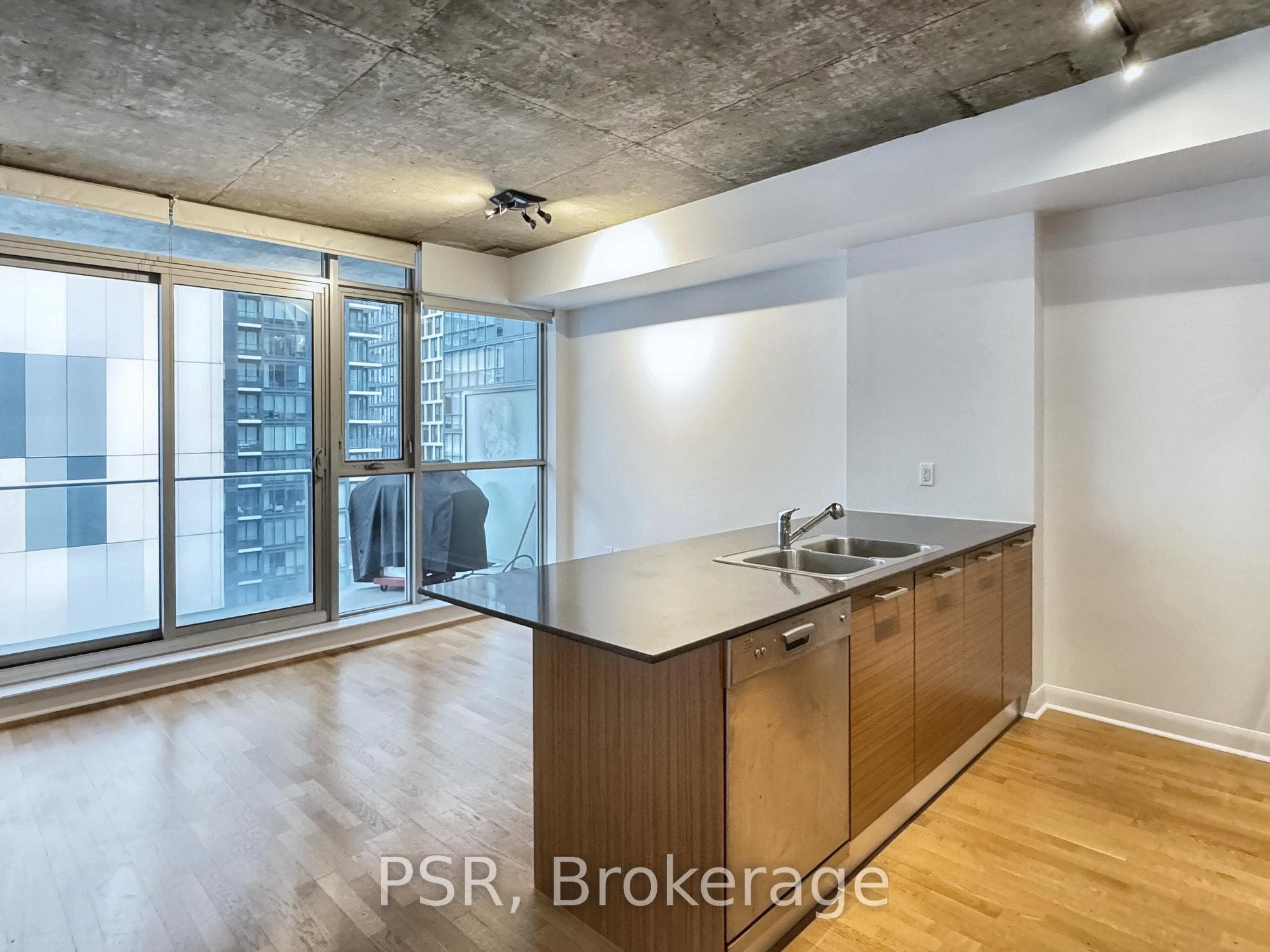 375 King Street Unit 2805 photo 6