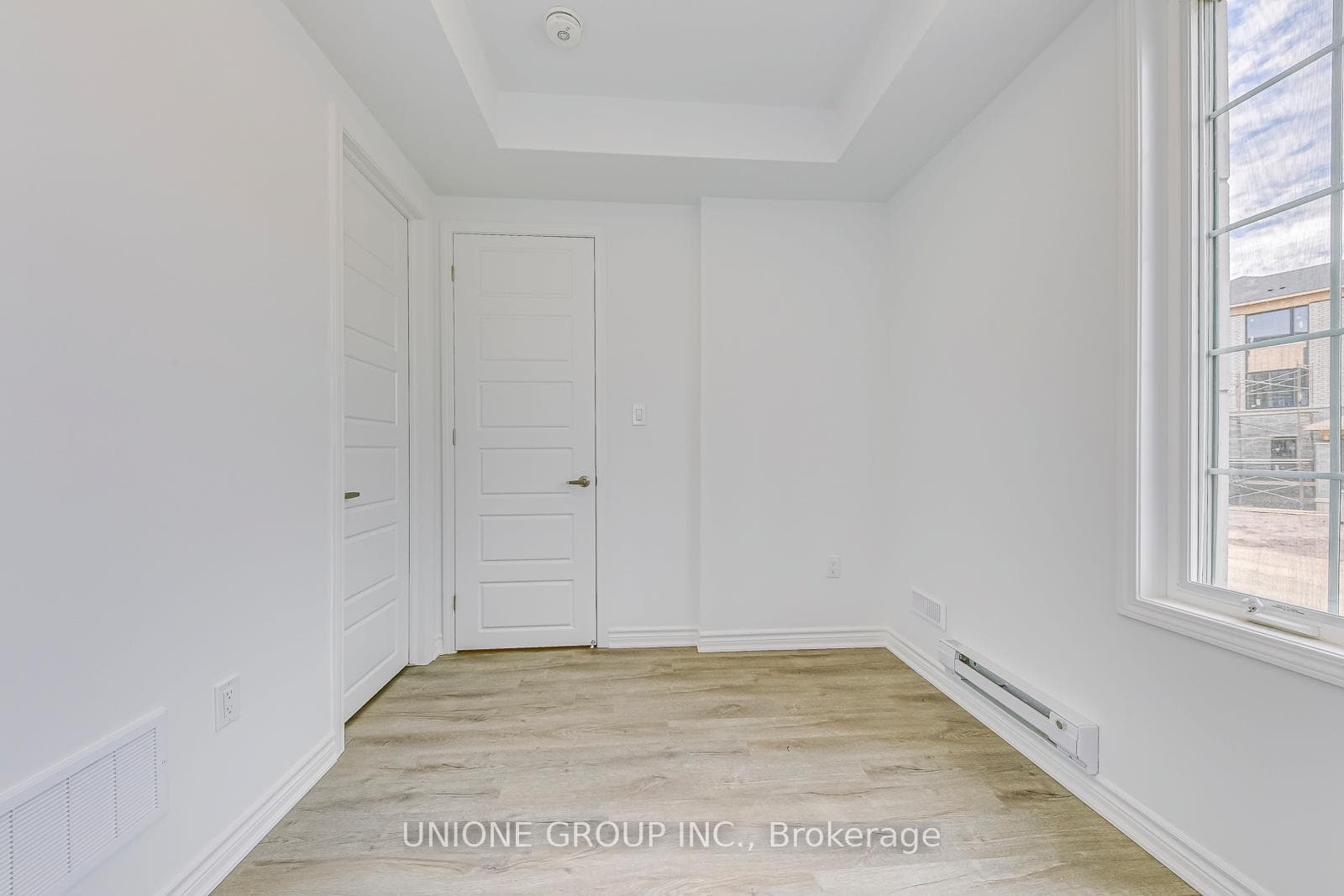 3050 Merrick Road photo 5
