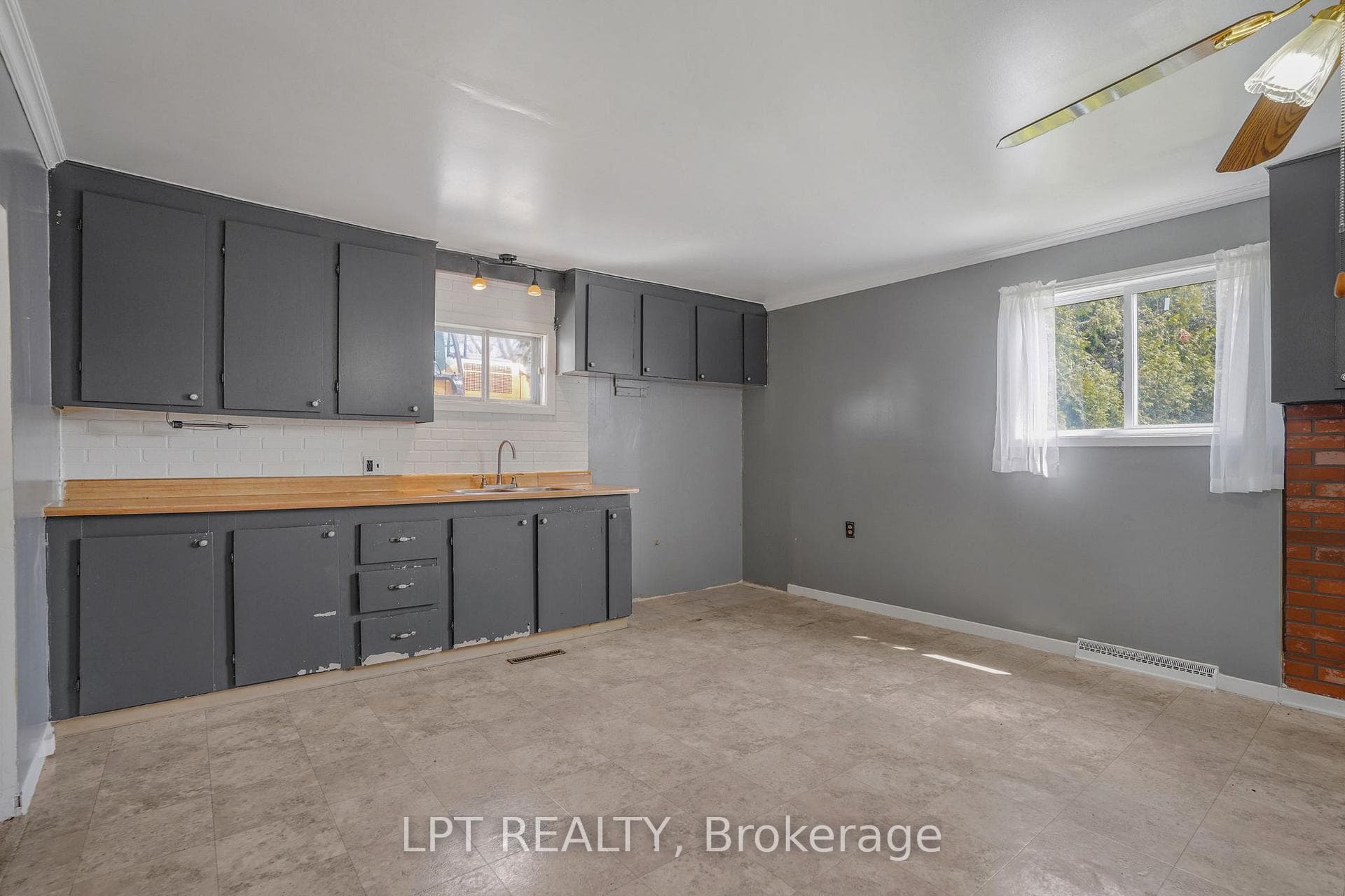 47 Bertha Street photo 13