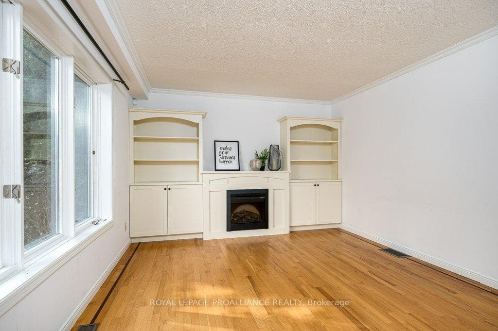 267 Bird Road photo 6