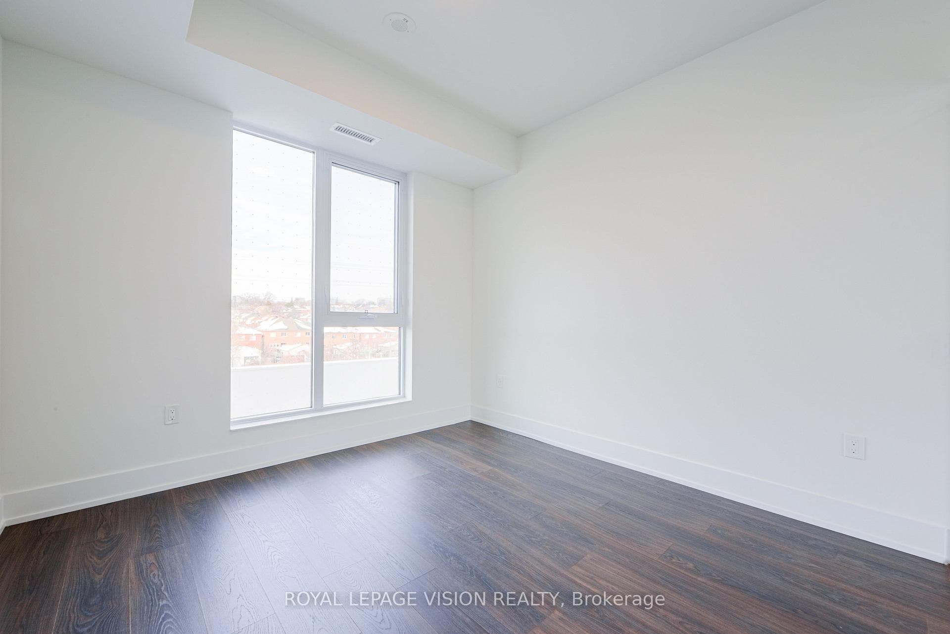 858 Dupont Street Unit 312 photo 10
