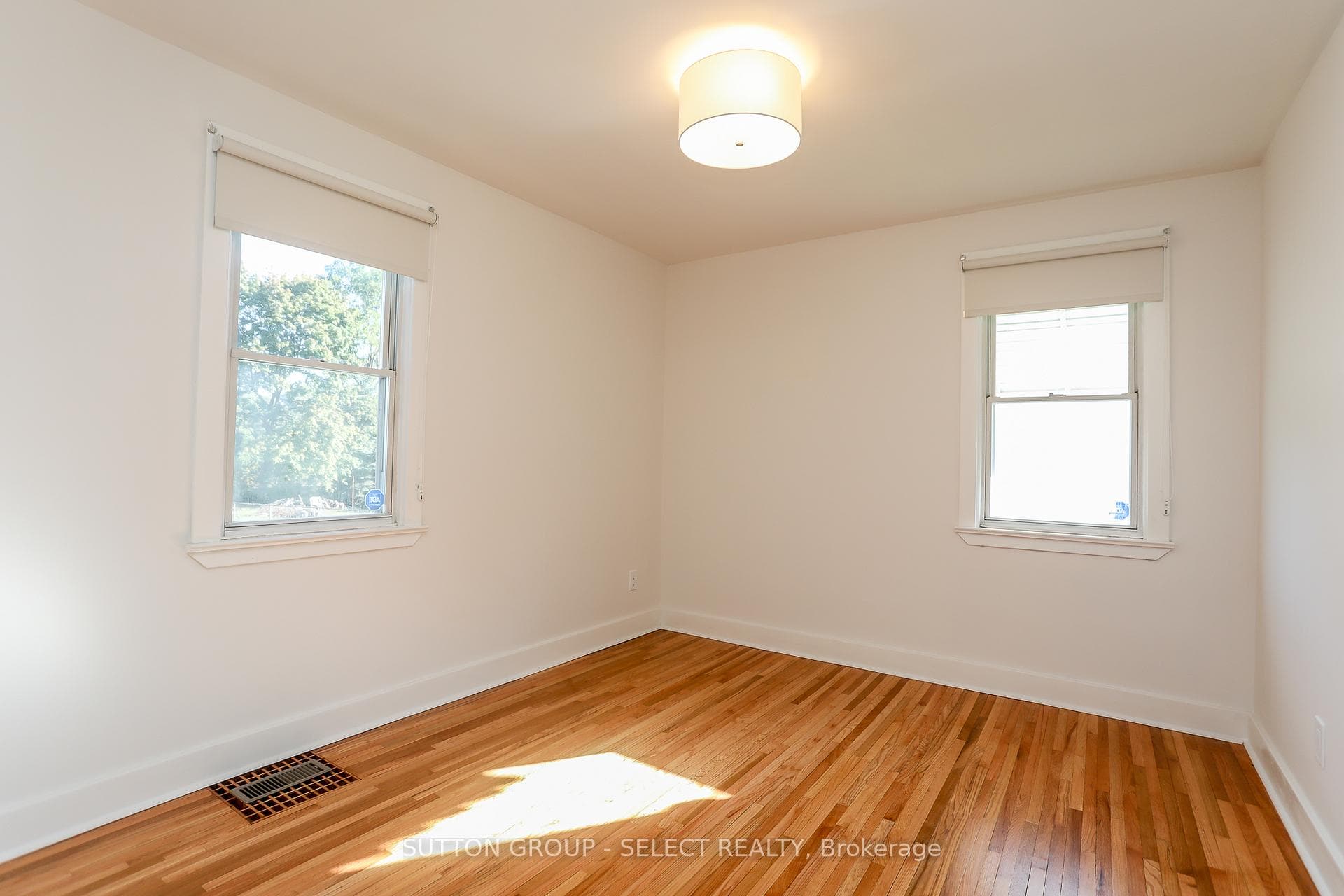 1866 Avalon Street photo 17