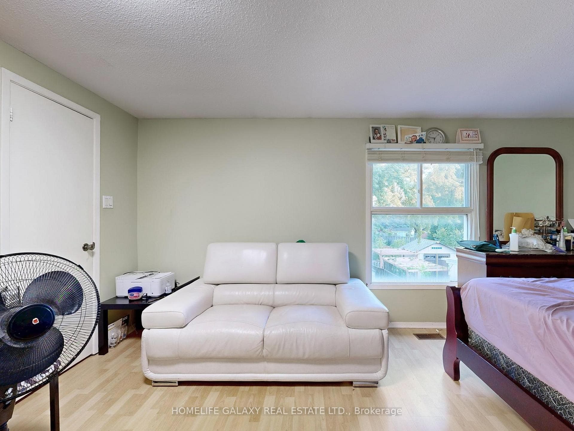 12 Oakhaven Drive Unit Upper photo 27