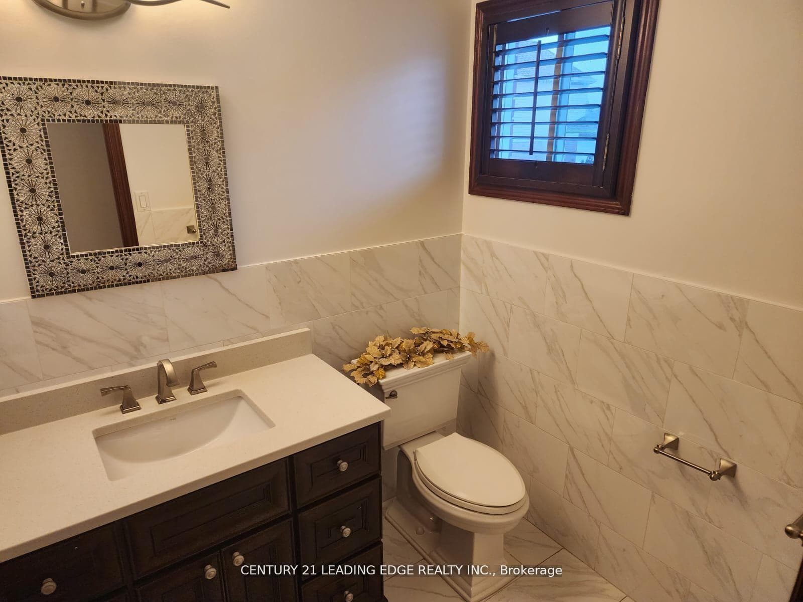 11 Westlawn Drive photo 14