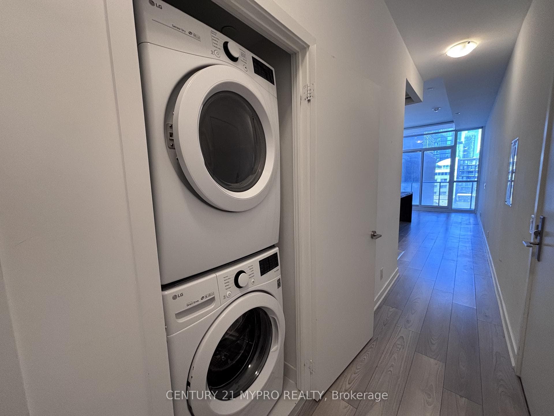 120 Parliament Street Unit 601 photo 16