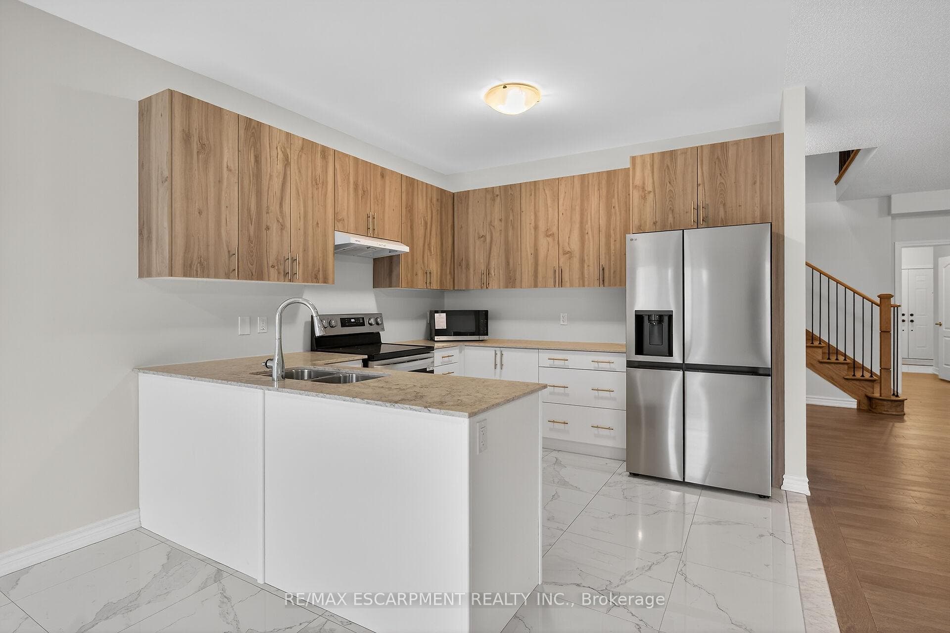 15 Huntsworth Avenue photo 17