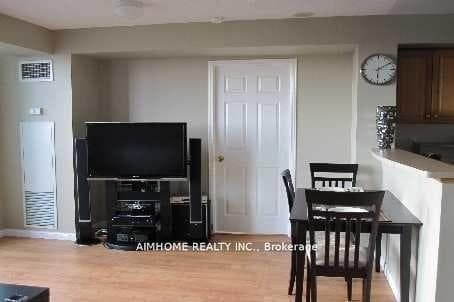 23 Lorraine Drive Unit 2111 photo 7