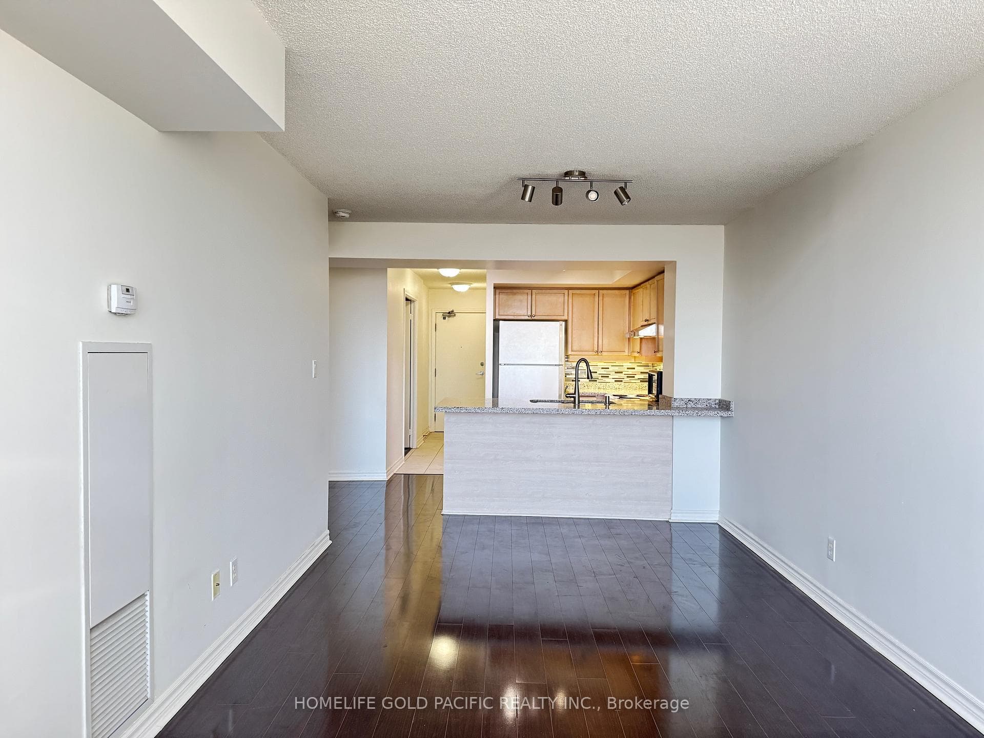 1 Rean Drive Unit 2209 photo 3