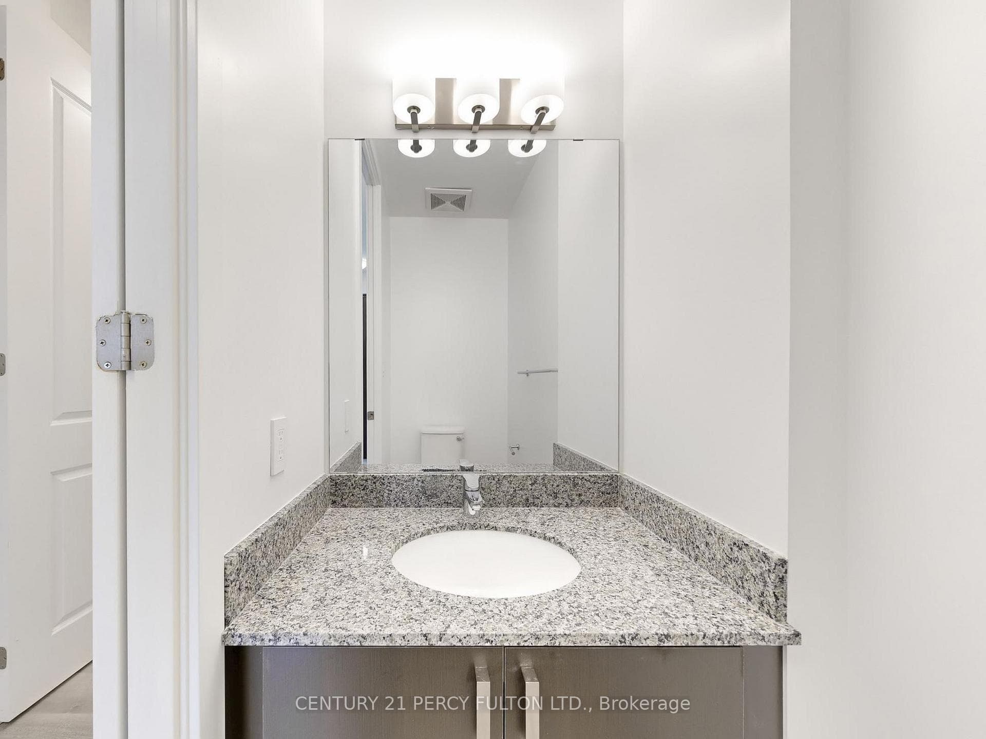 556 Marlee Avenue Unit 105 photo 24