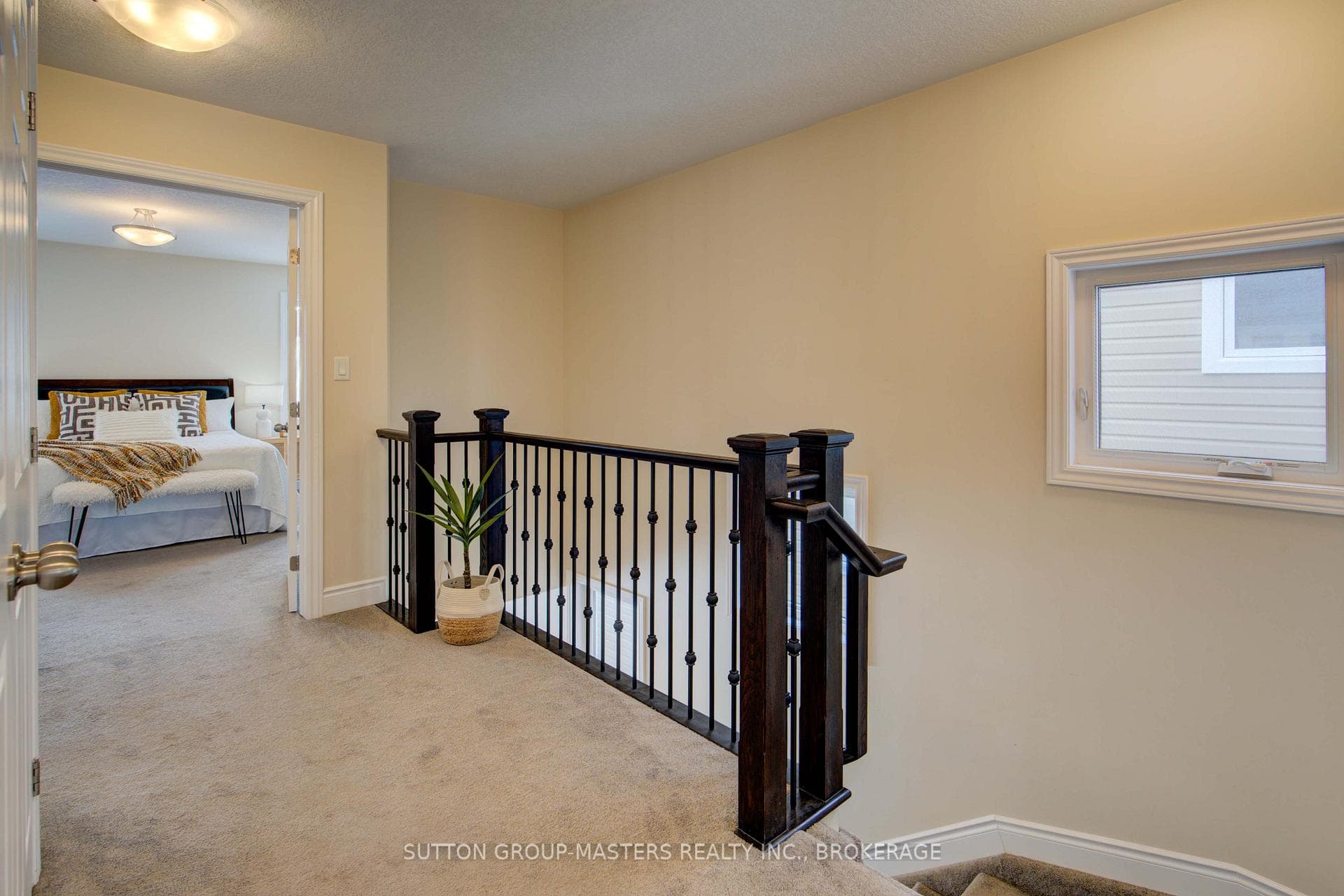 528 Beth Crescent photo 15