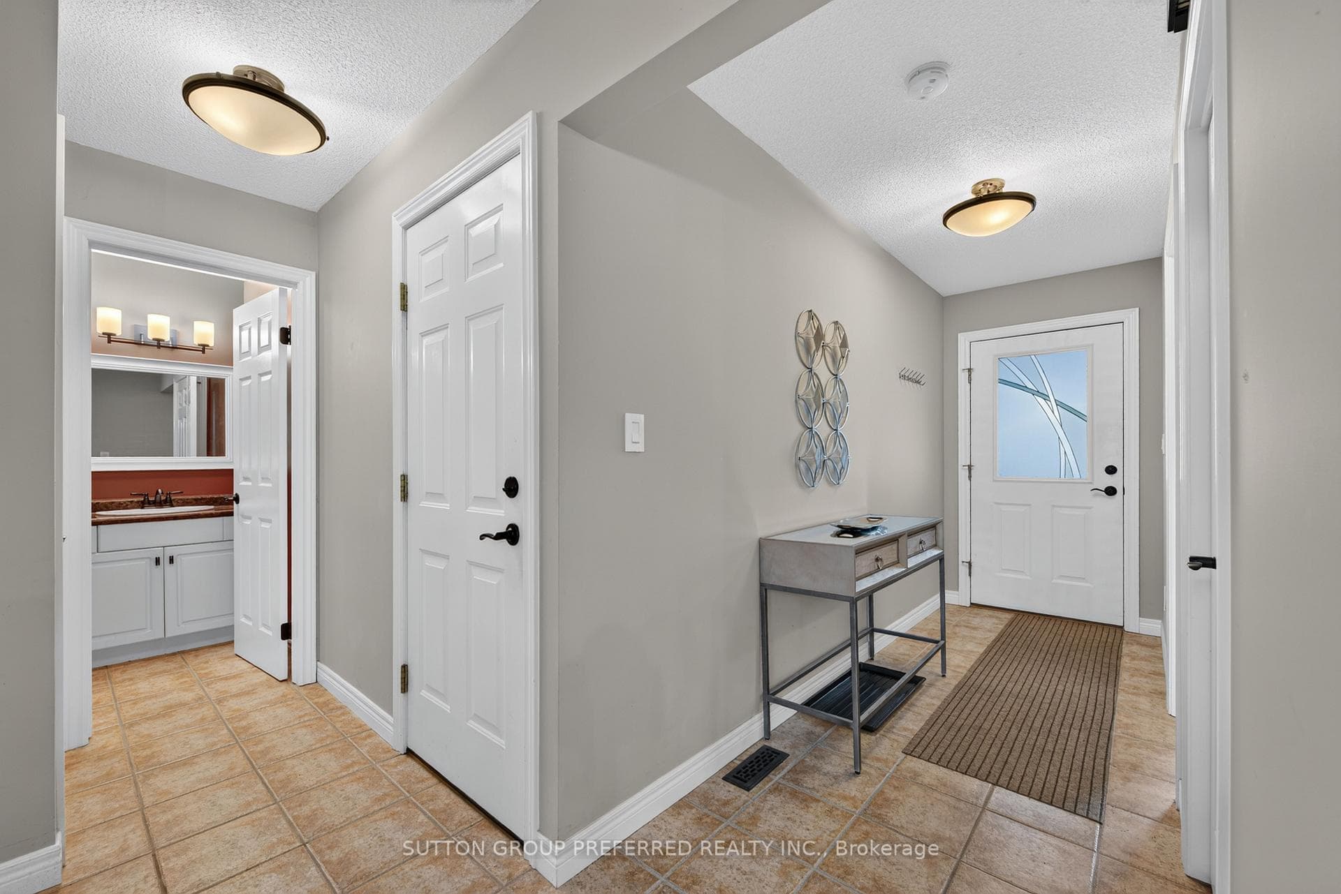 20 Windemere Place Unit 6 photo 11