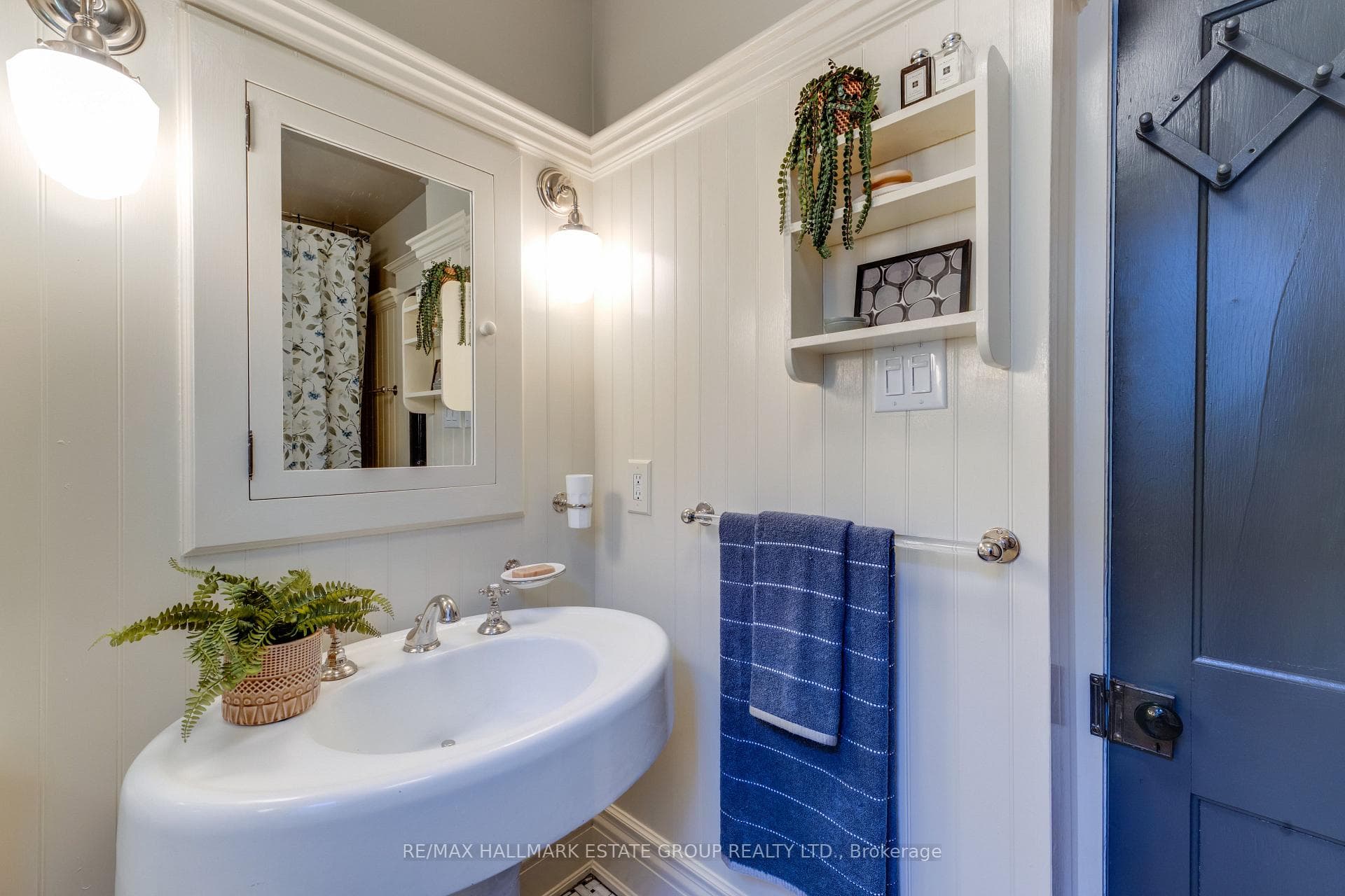 23 Brooklyn Avenue photo 34