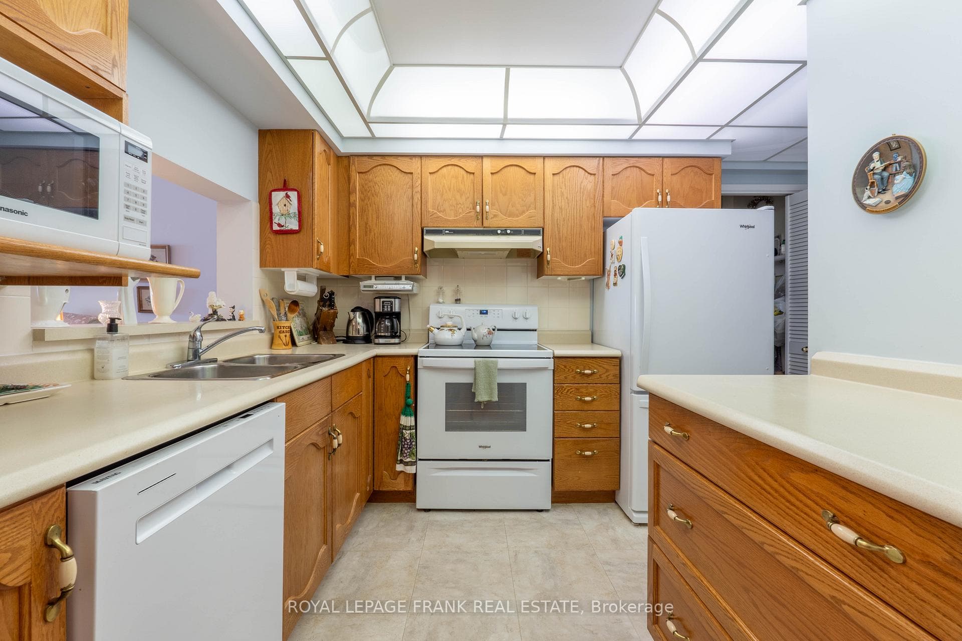 4 Heritage Way Unit 104 photo 11