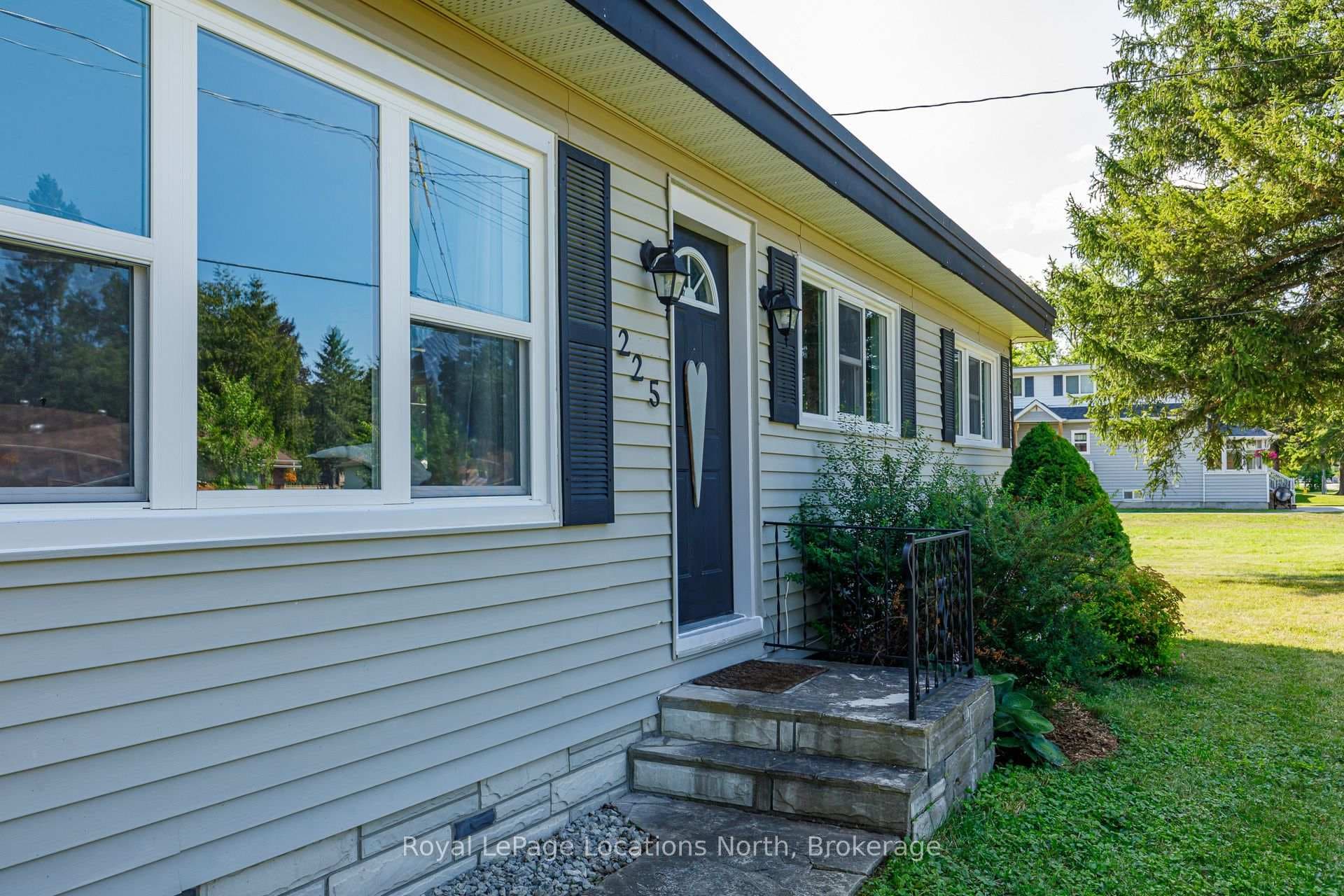 225 Cherry Street photo 4