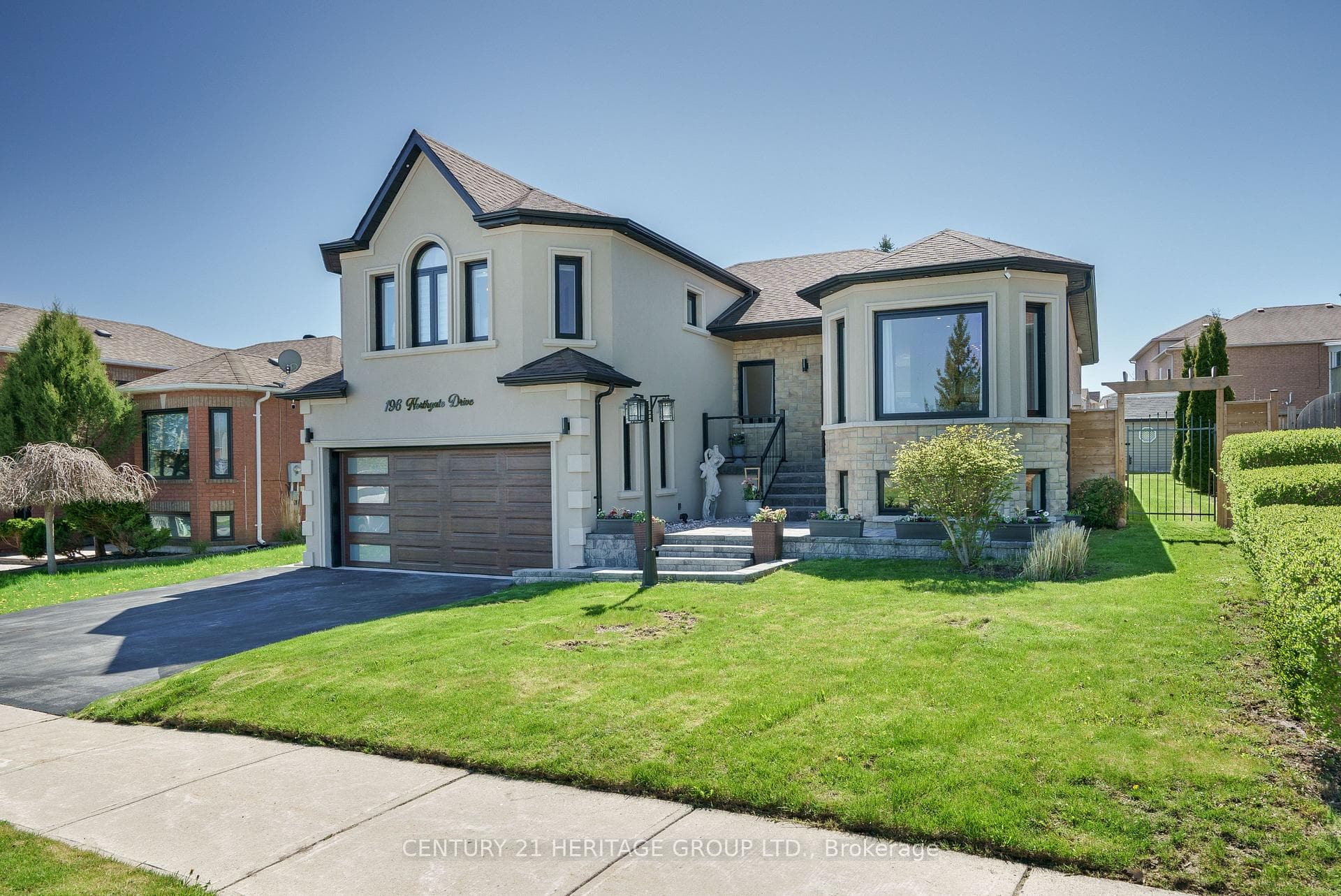 196 Northgate Drive photo 1