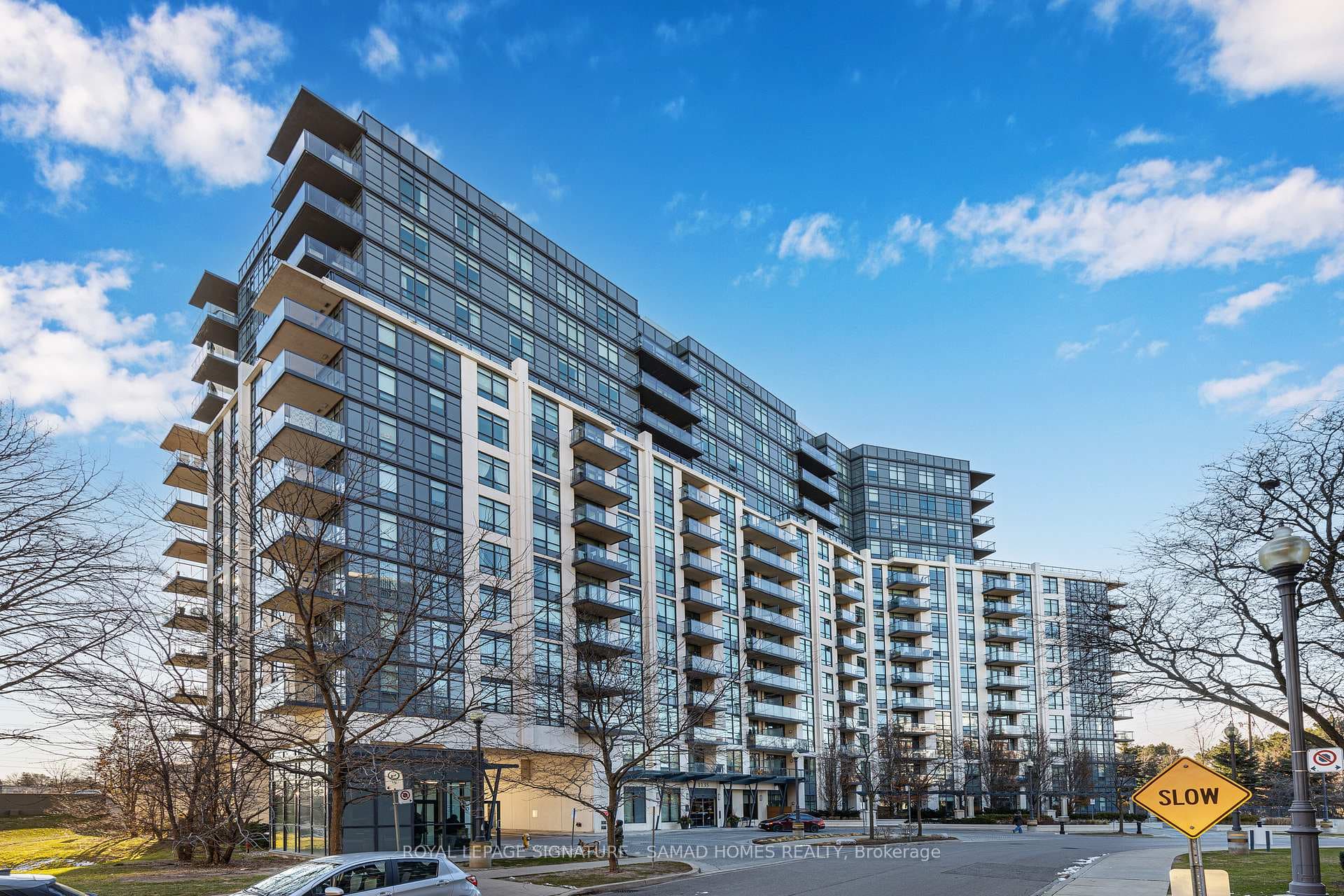 1135 Royal York Road Unit 215 photo 14