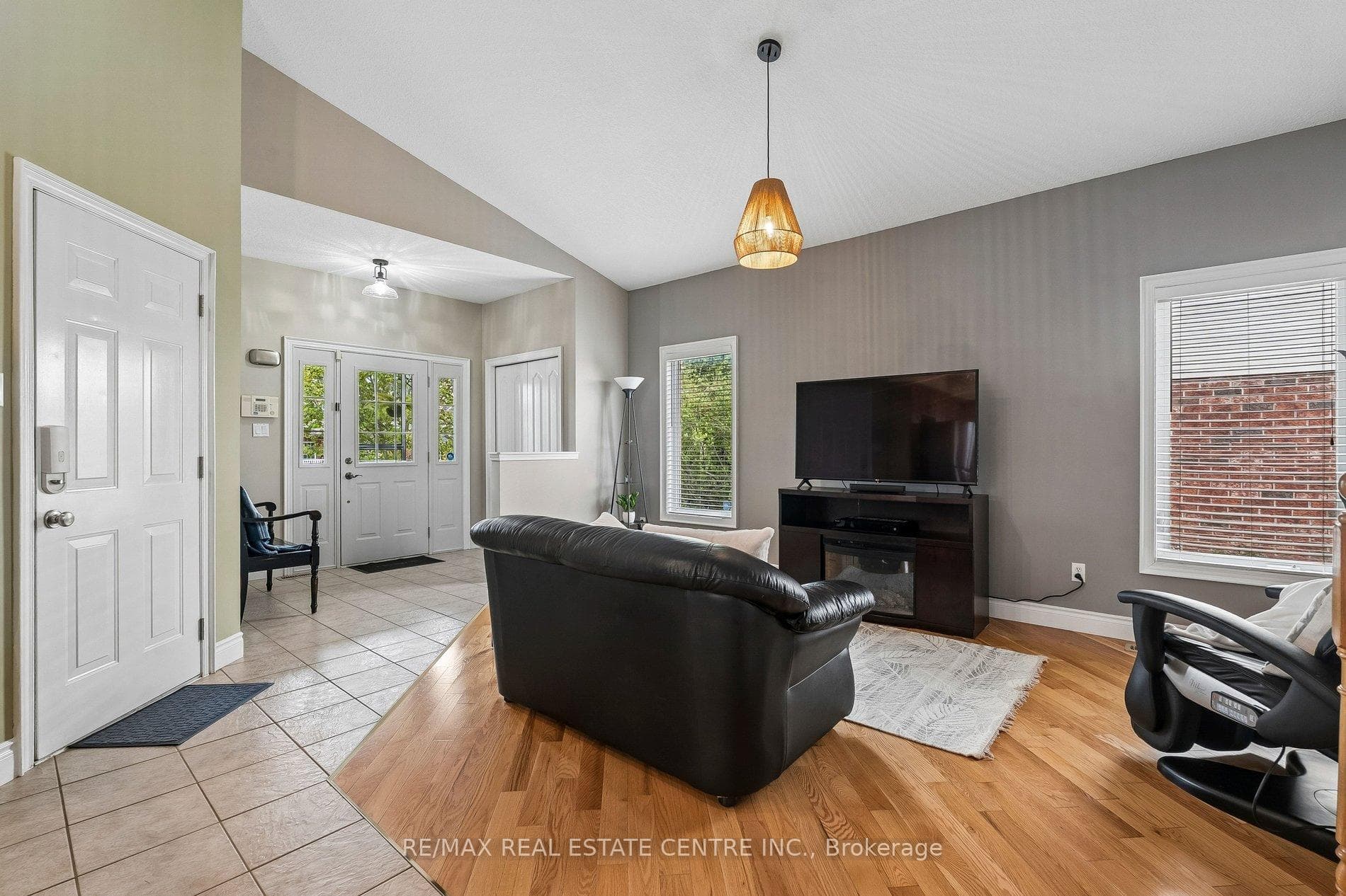 704 Russel Court photo 9