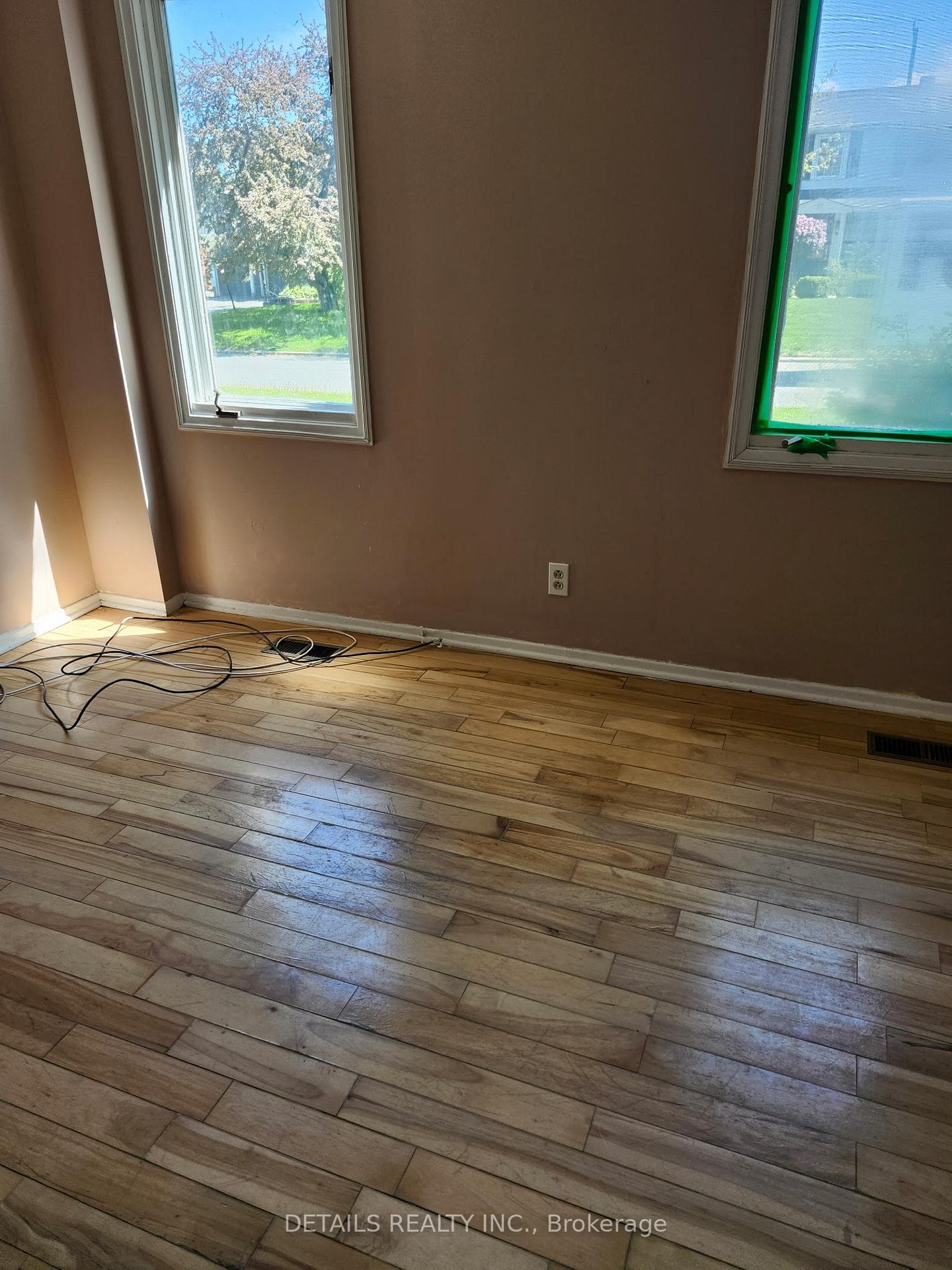 46 BEAUMARIS Drive photo 9