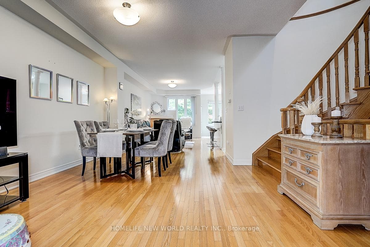 2305 Woodfield Road photo 9