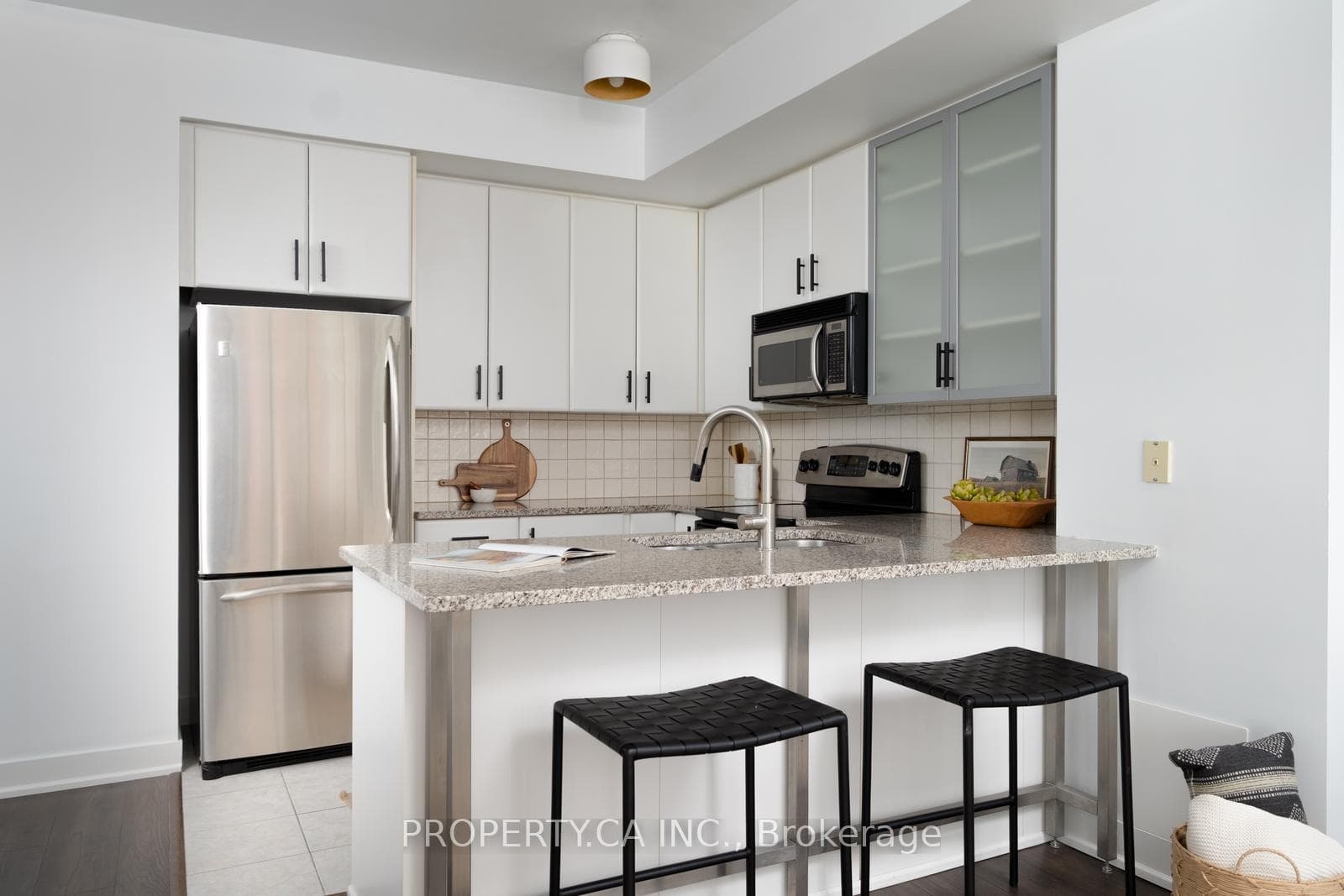 438 King Street Unit 416 photo 11
