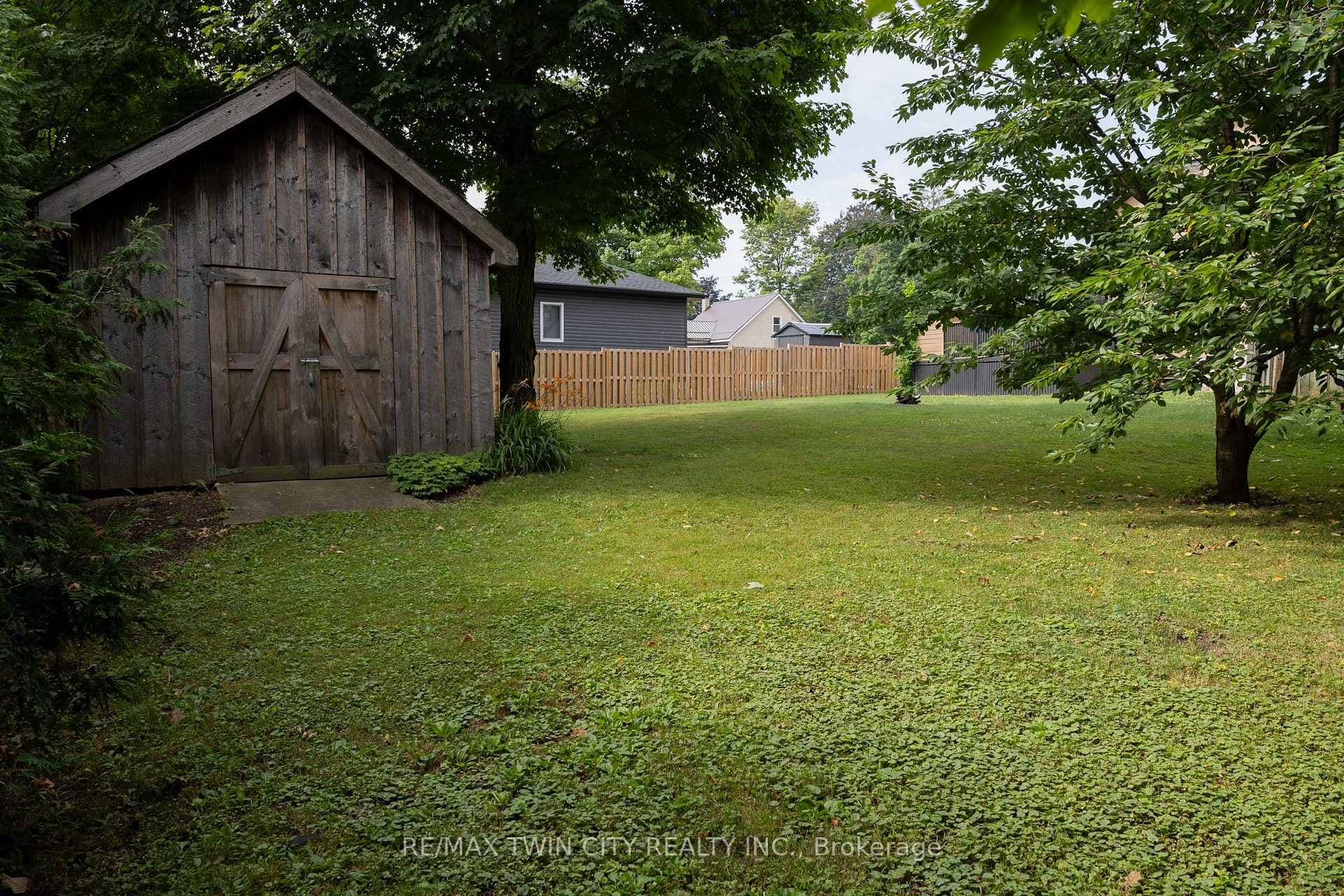 76.5 STOVER Street photo 29