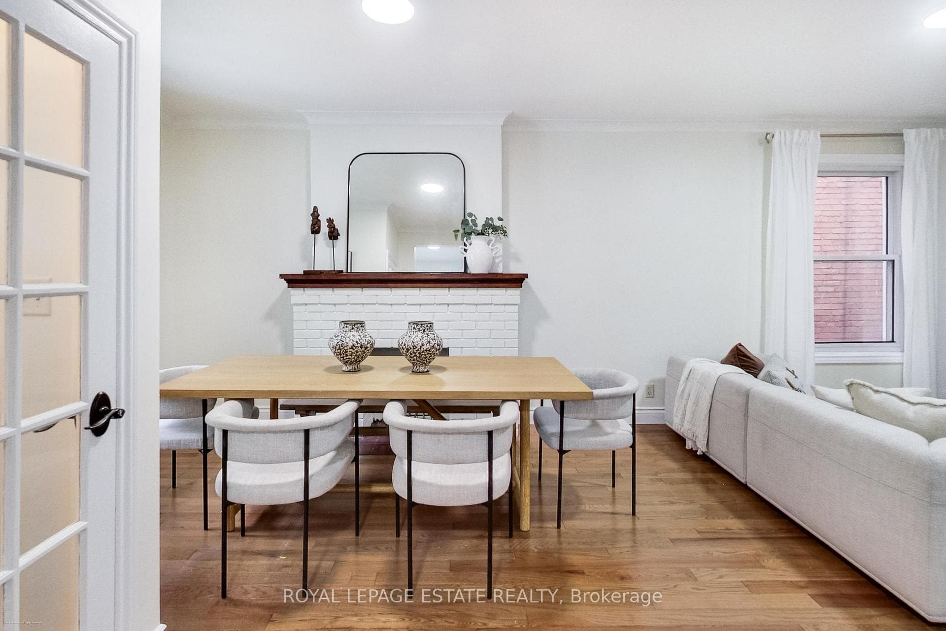 237 Glebemount Avenue photo 4