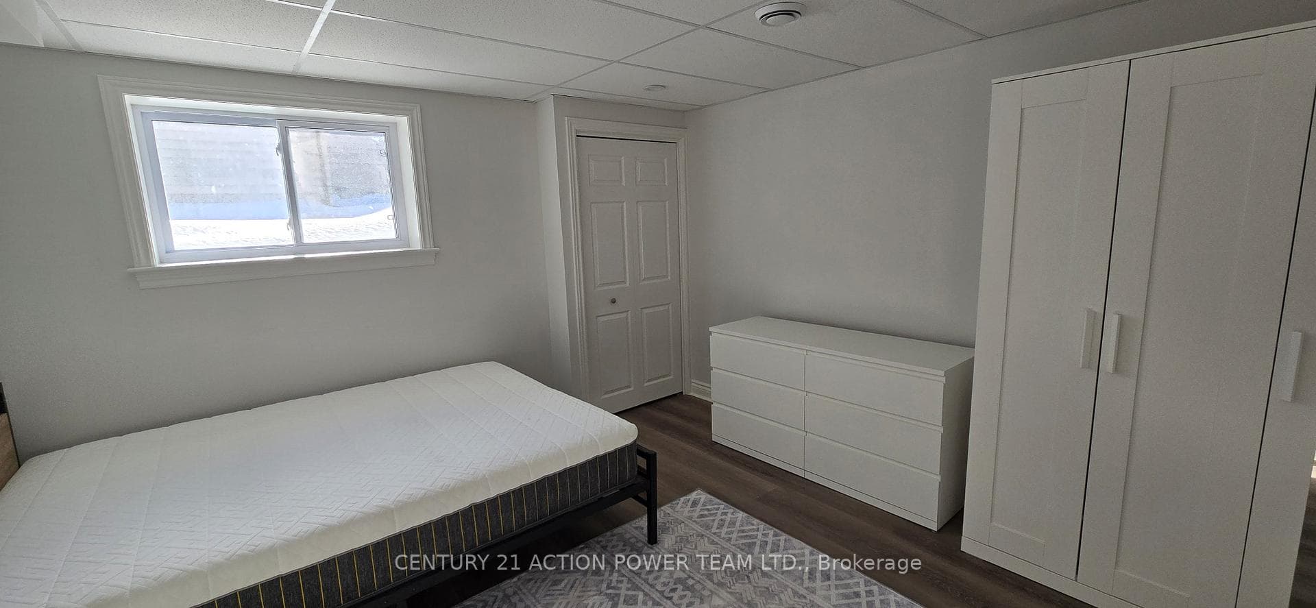 3195 Riverside Drive photo 30