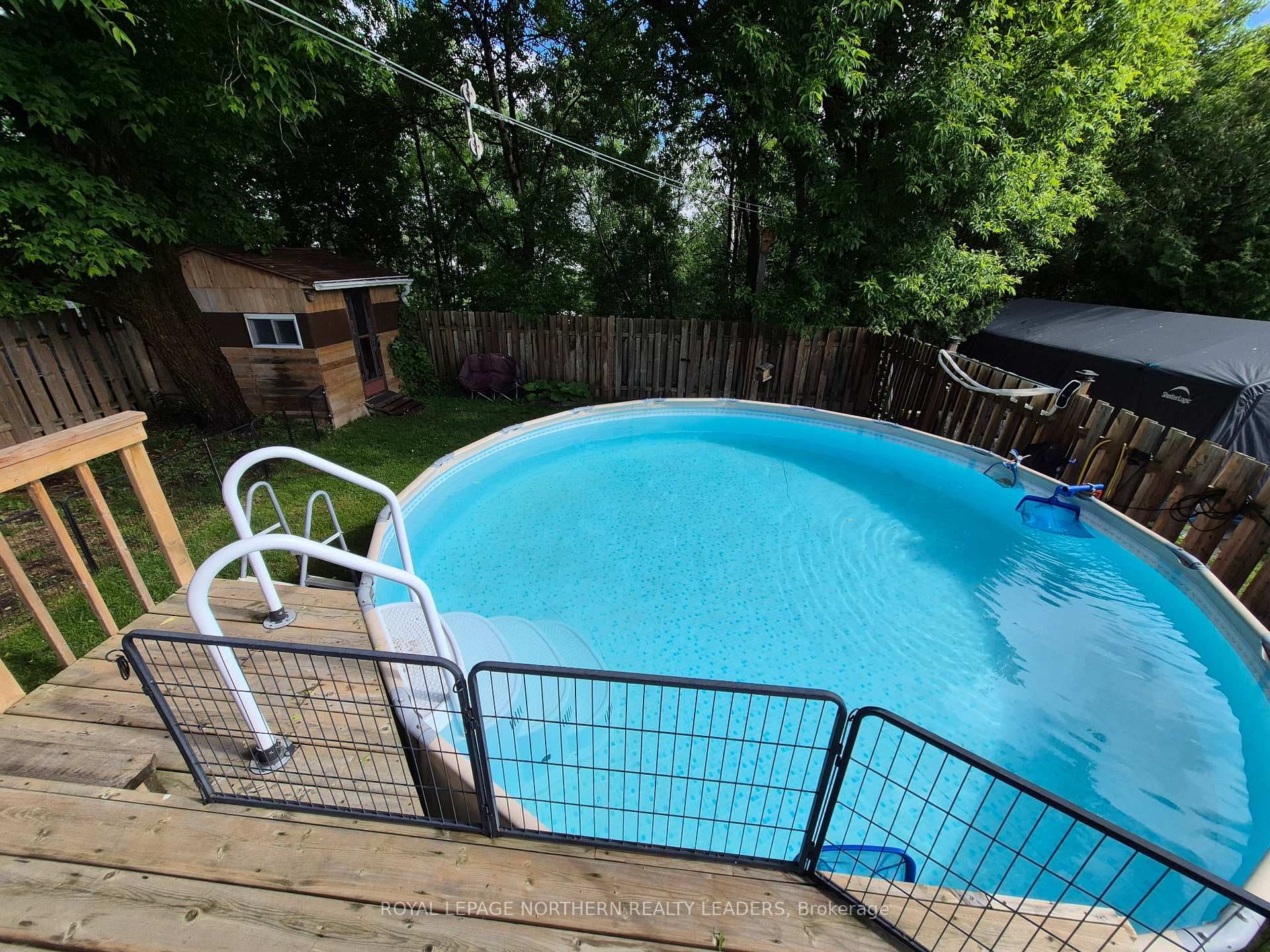 80 Dunn Avenue photo 40