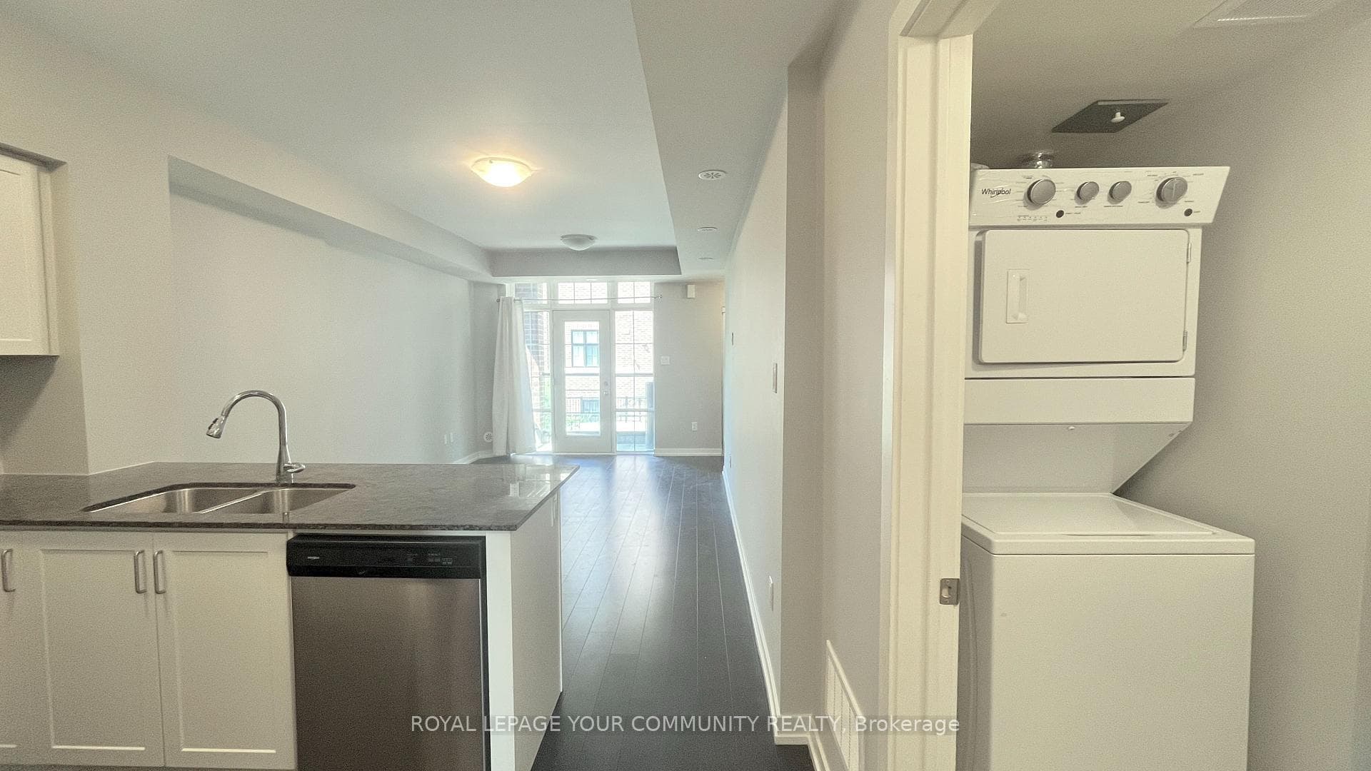 2 Linsmore Place Unit 208 photo 9