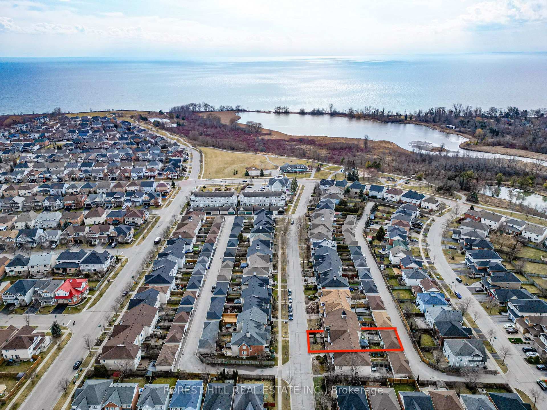 85 Warwick Avenue photo 31