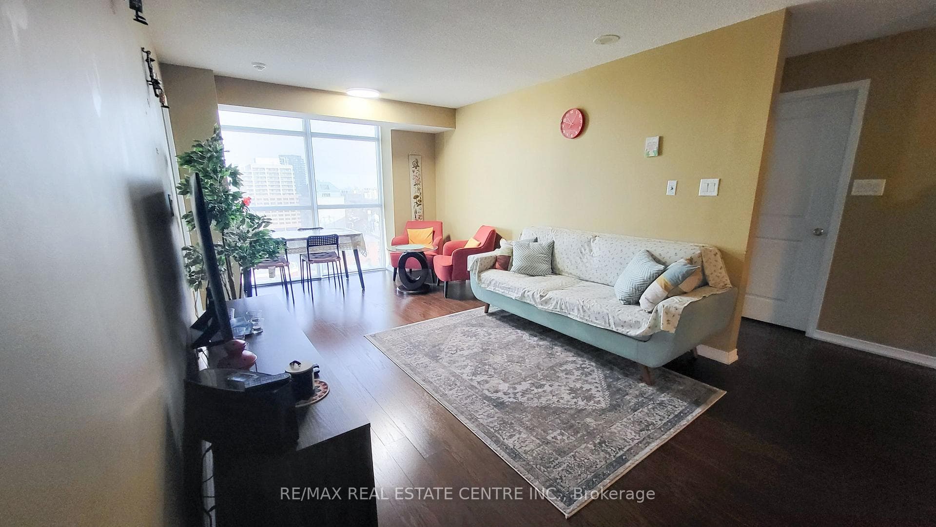 9 George Street Unit 1402 photo 10