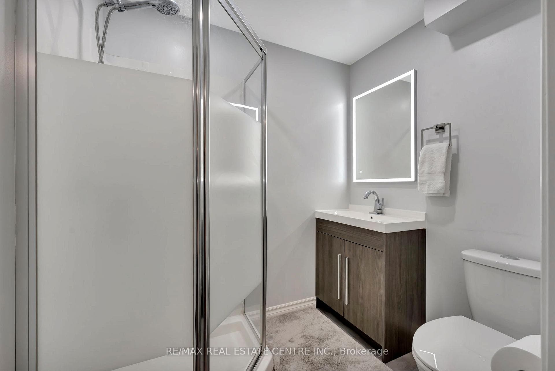 350 Dundas Street Unit 31 photo 25