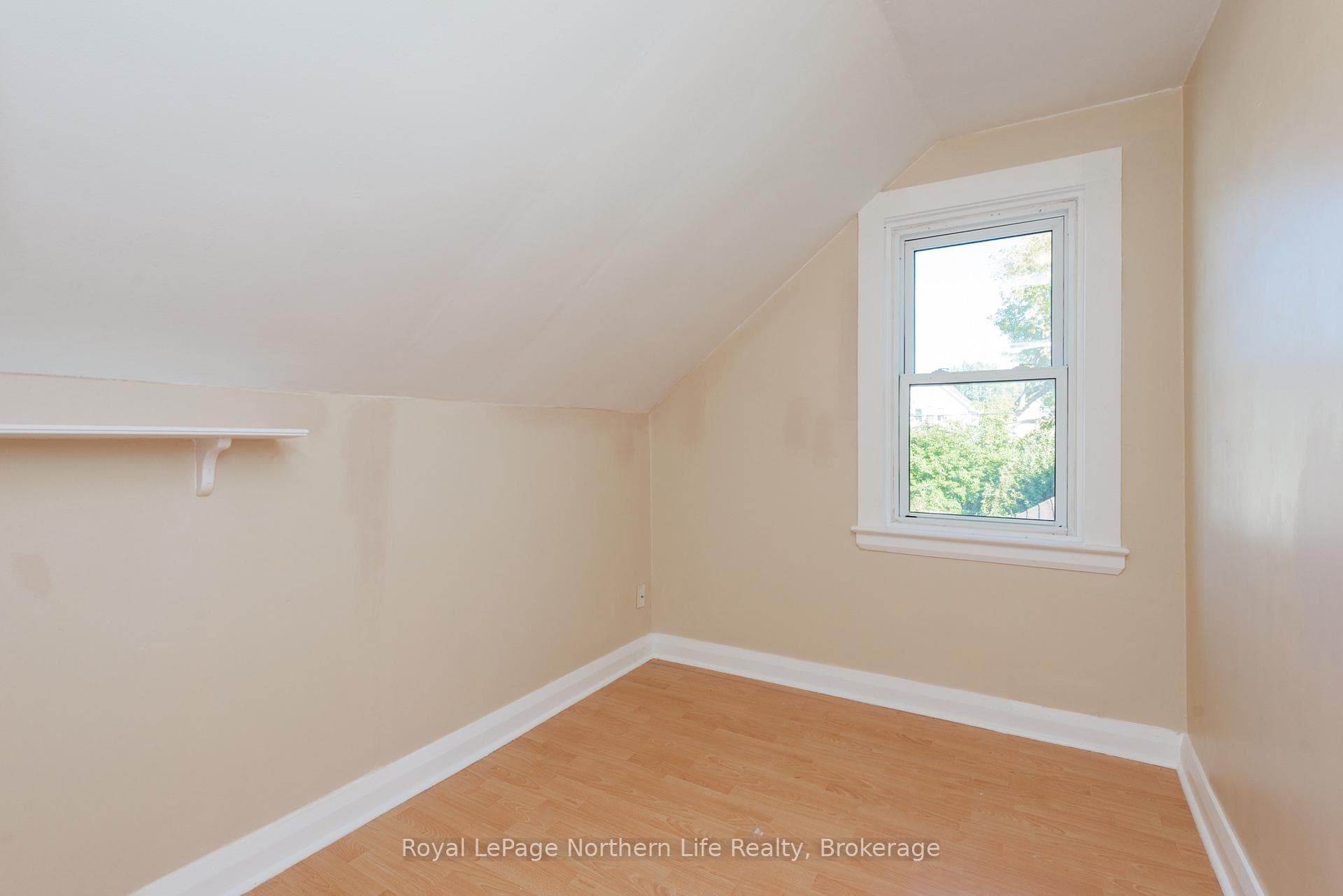 178 Victoria Street photo 26